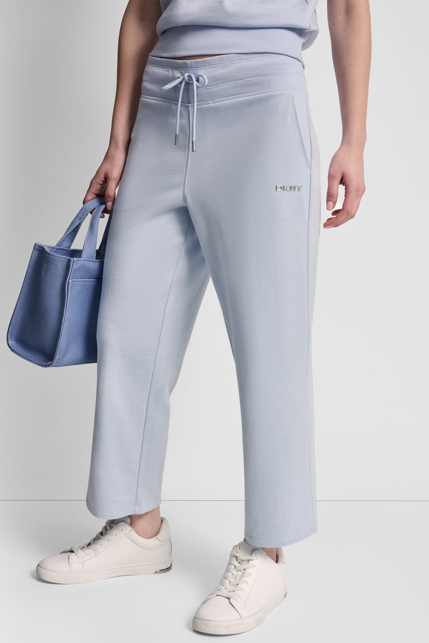 METALLIC BUBBLE LOGO CROPPED HIGH-RISE PANTS VIEW 4 | MUST-HAVES