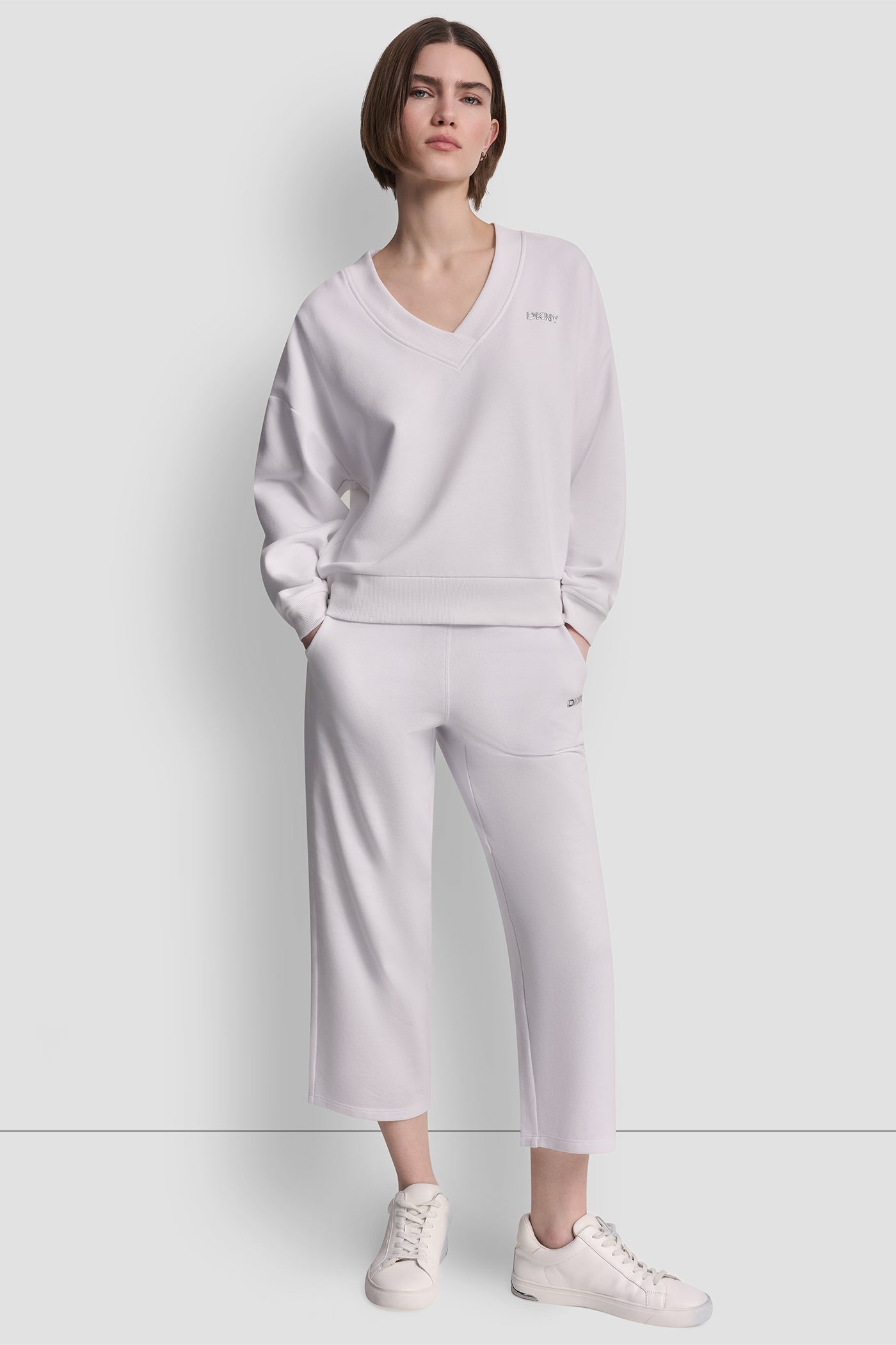 White METALLIC BUBBLE LOGO V-NECK PULLOVER, BACK VIEW | MUST-HAVES