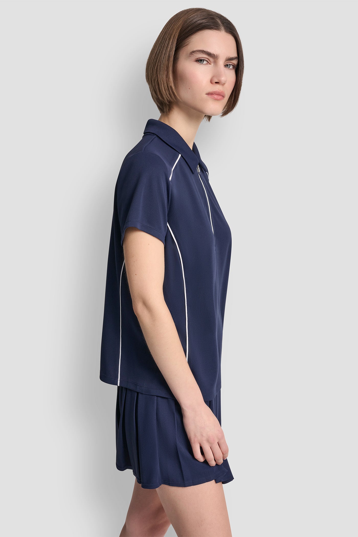 COURT PIQUÉ PIPED HALF-ZIP POLO VIEW 4 | WOMEN'S SWEATERS & TOPS