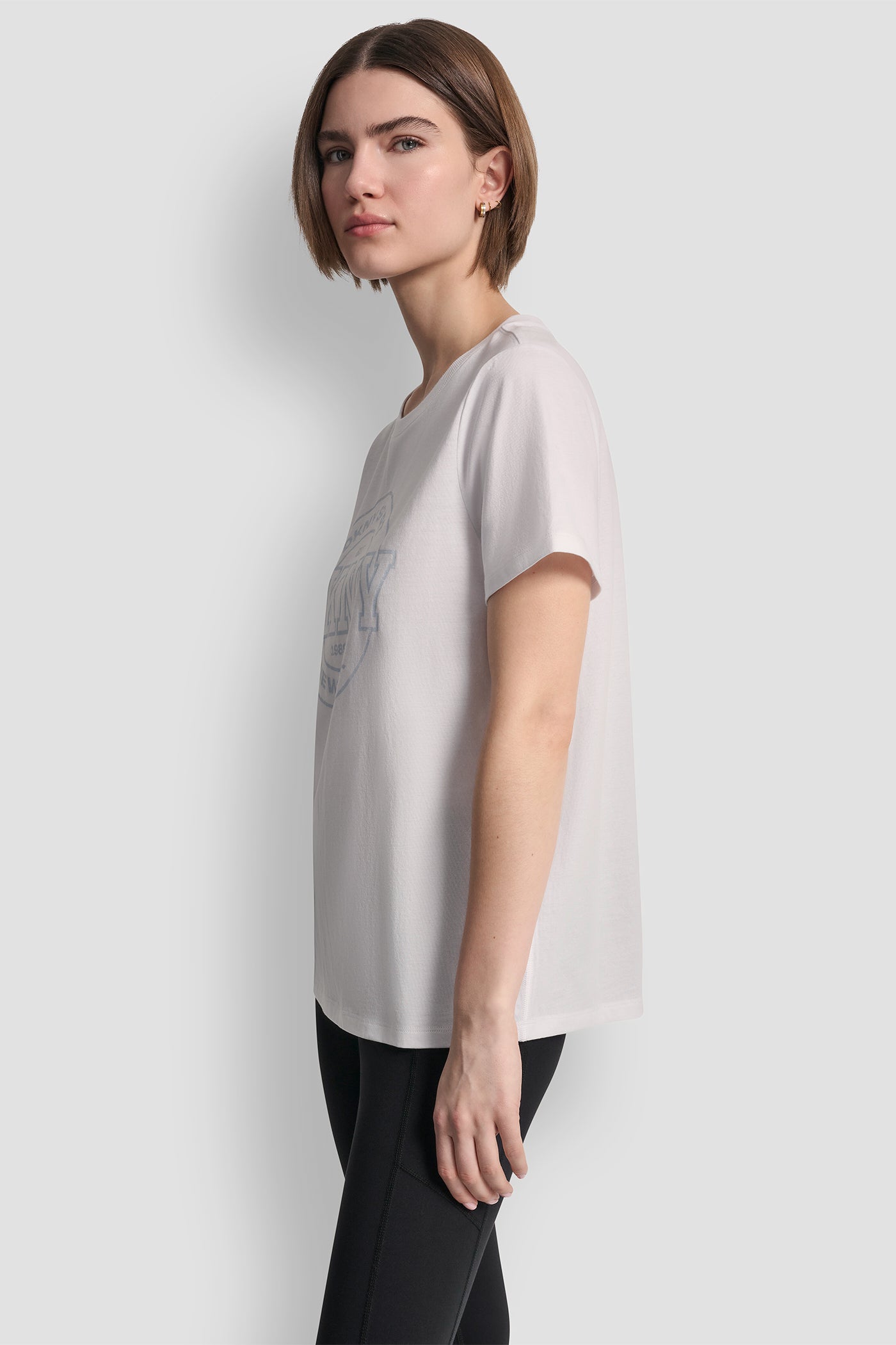 COLLEGIATE MEDALLION LOGO TEE VIEW 4 | DKNY Sport
