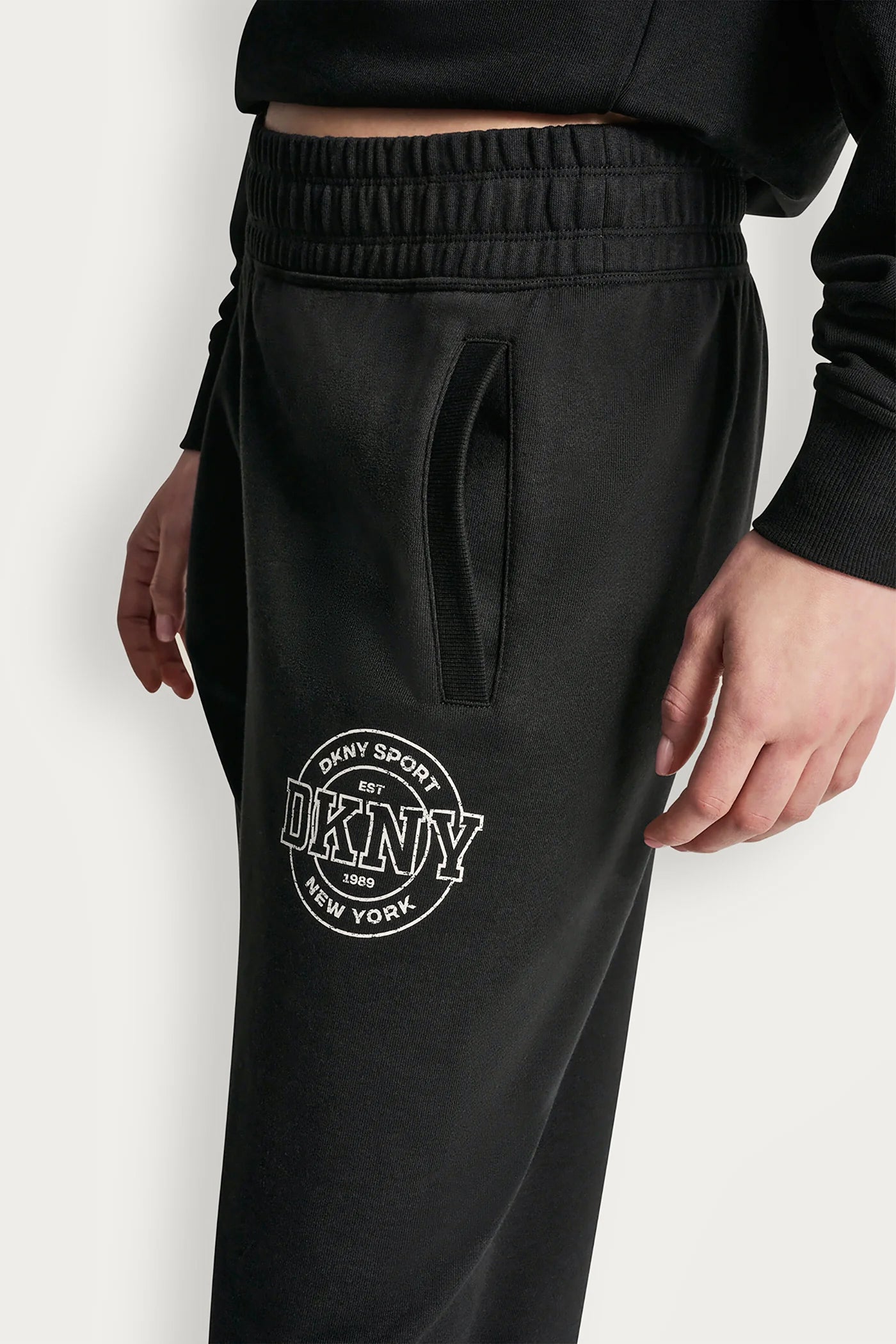 COLLEGIATE MEDALLION HIGH-RISE LOGO RELAXED JOGGER VIEW 5 | Under $75
