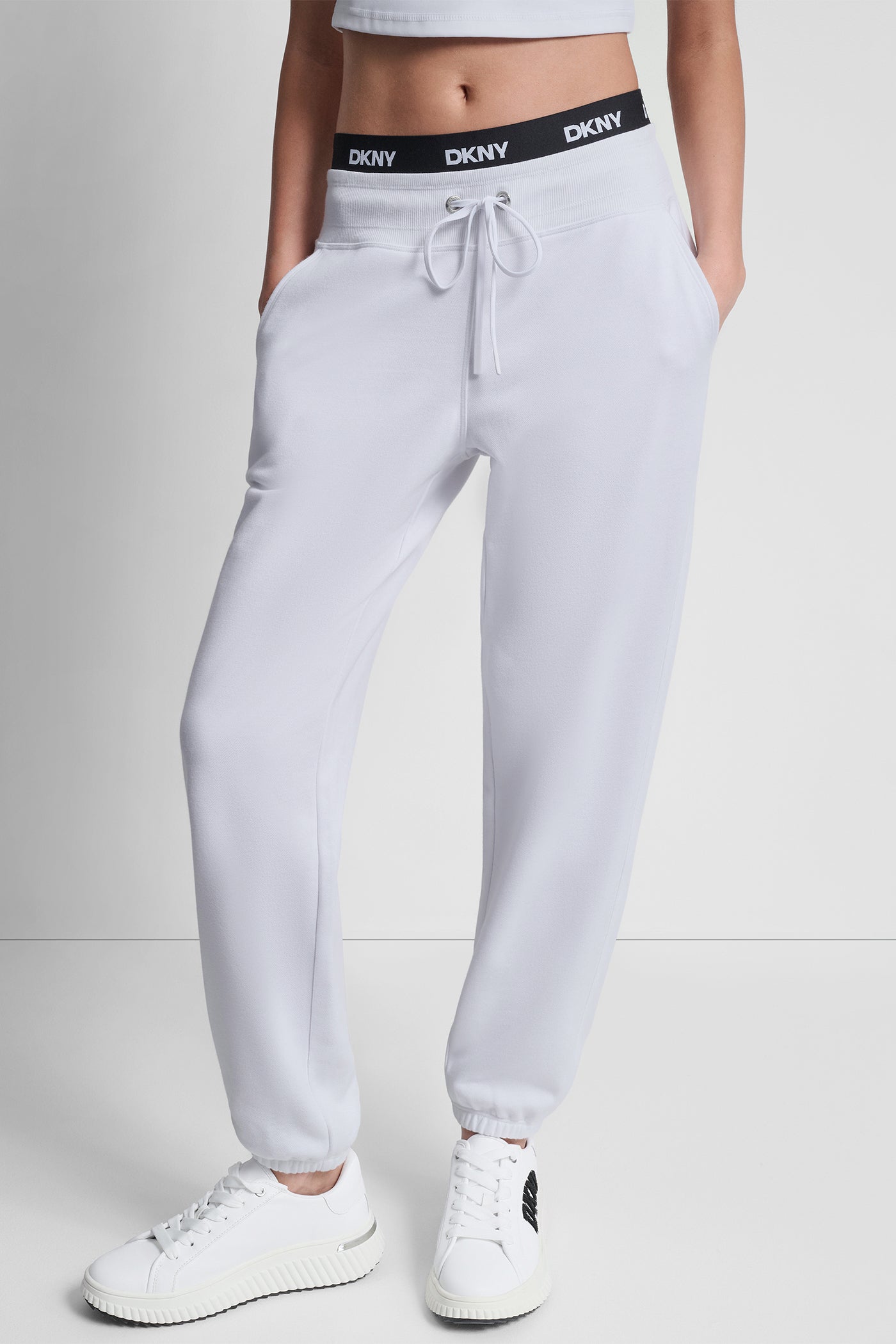 HIGH-RISE LOGO WAIST SLIM JOGGER VIEW 3 | Clothing