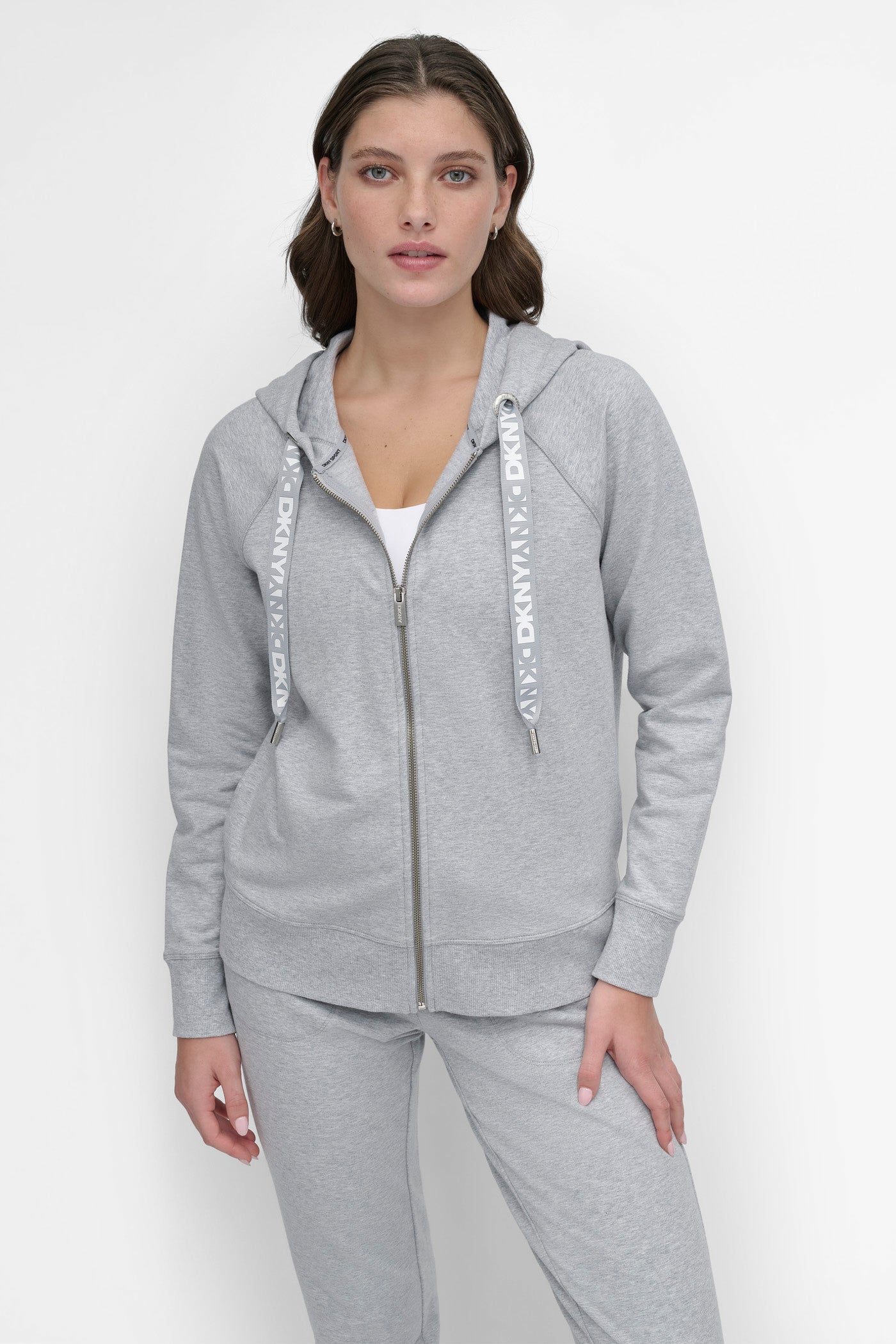 PEARL GREY HEATHER LOGO DRAWSTRING PERFORMANCE HOODIE, VIEW 1 | Sweatshirts & Joggers