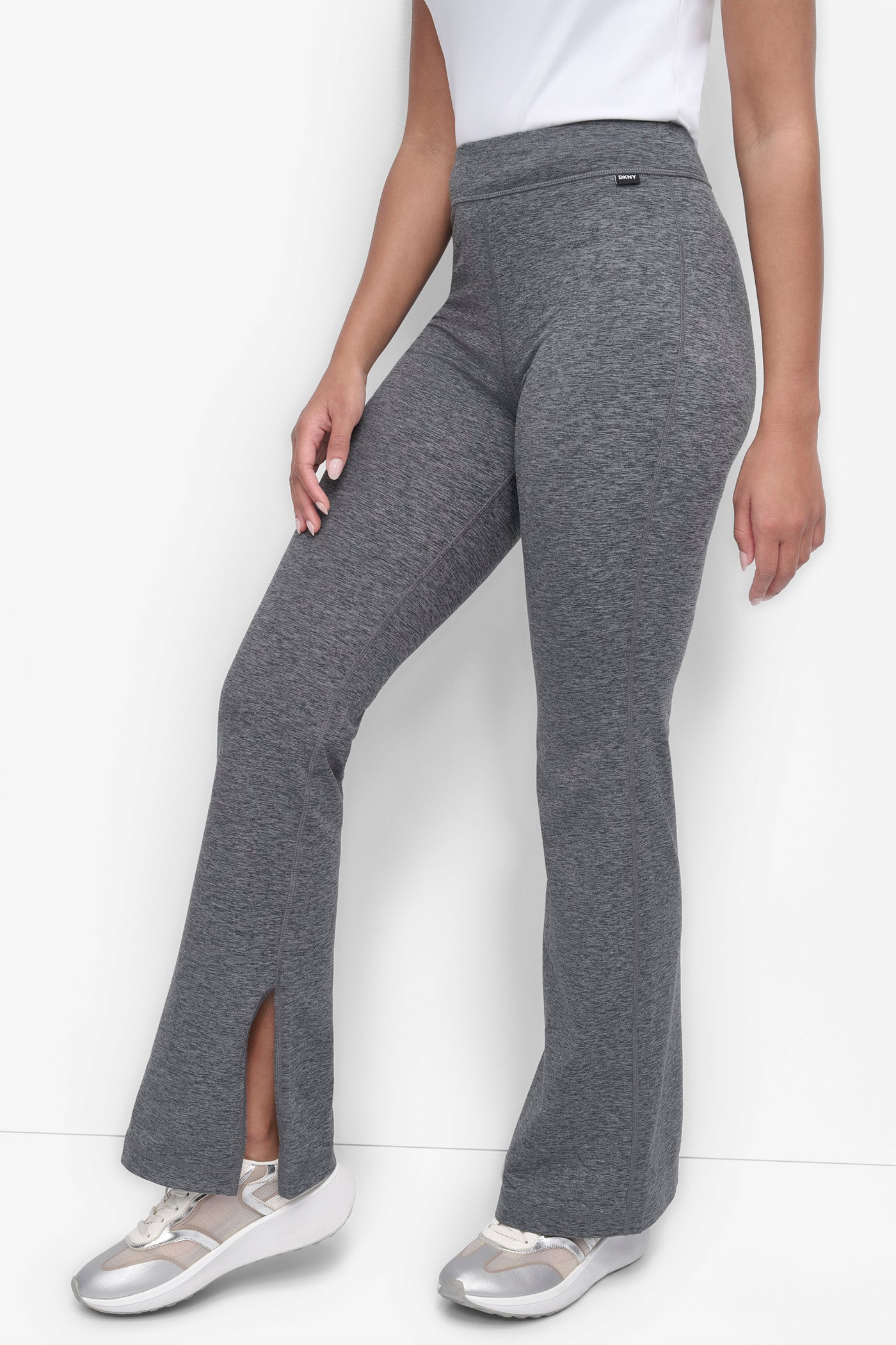 MID-RISE VENTED FLARE PANTS VIEW 3