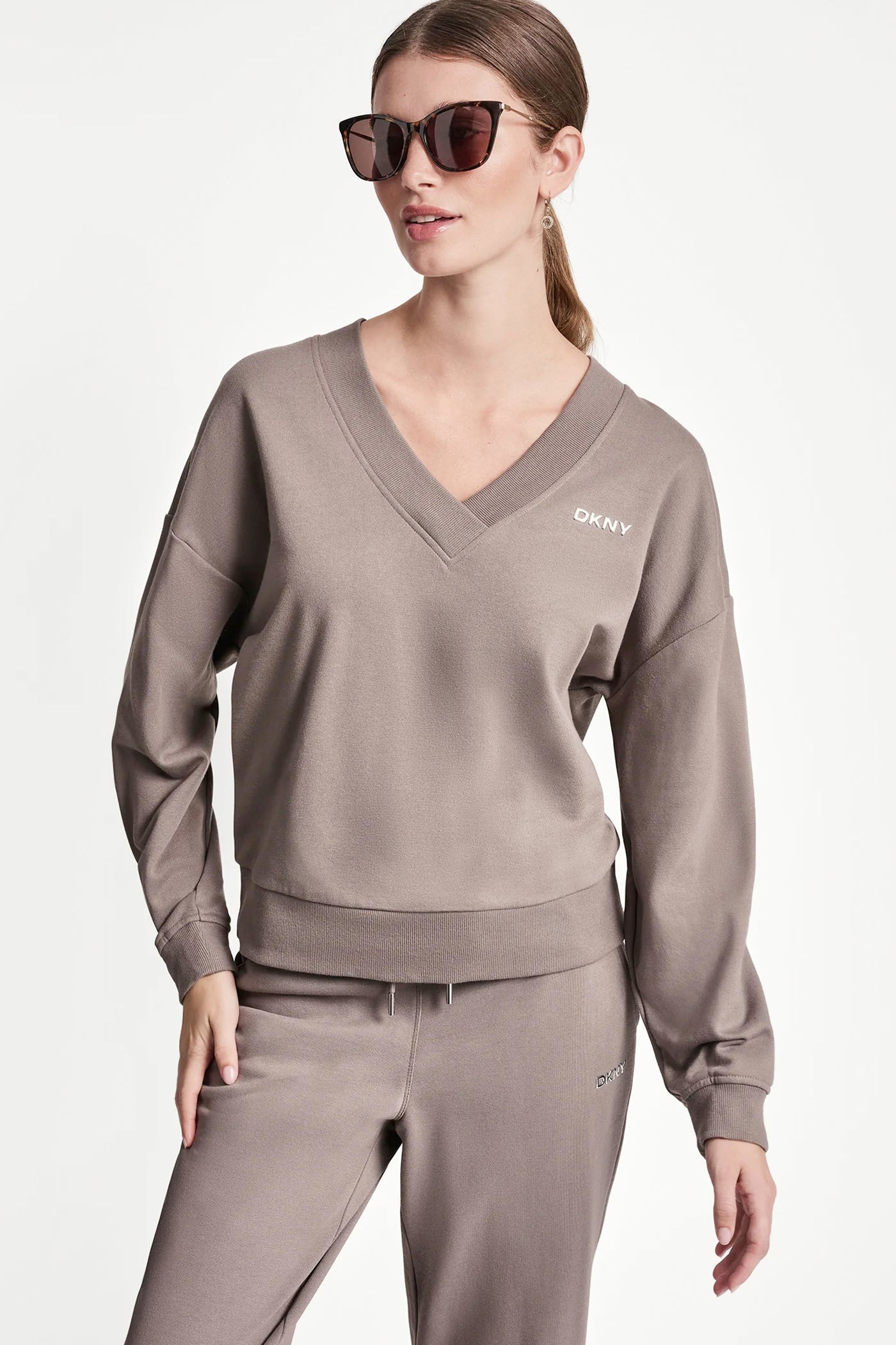 Mushroom METALLIC BUBBLE LOGO V-NECK PULLOVER, VIEW 1 | MUST-HAVES