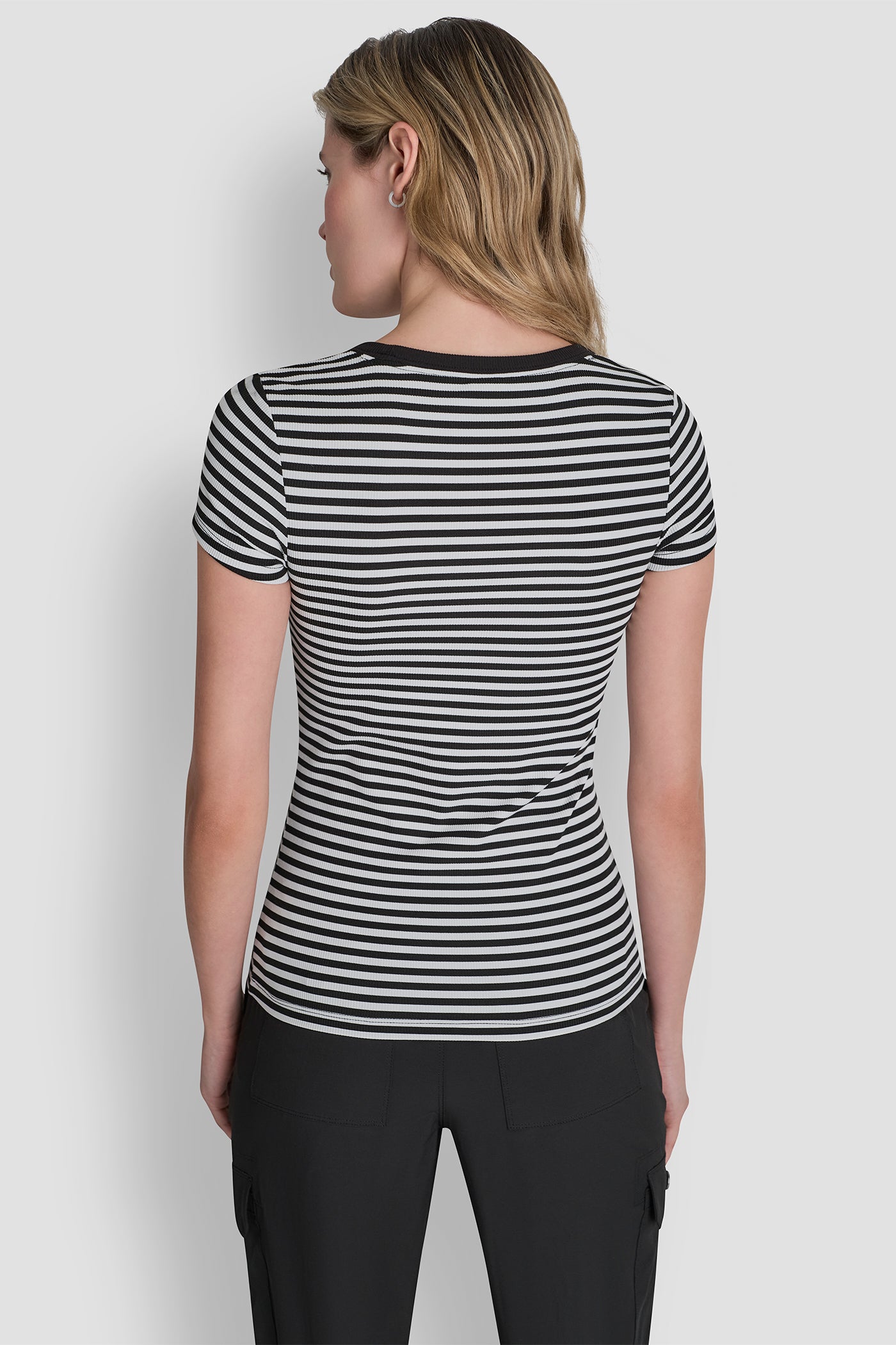 Black/Ivory HUDSON RIB TEE WITH TONAL LOGO, VIEW 2 | DKNY Sport
