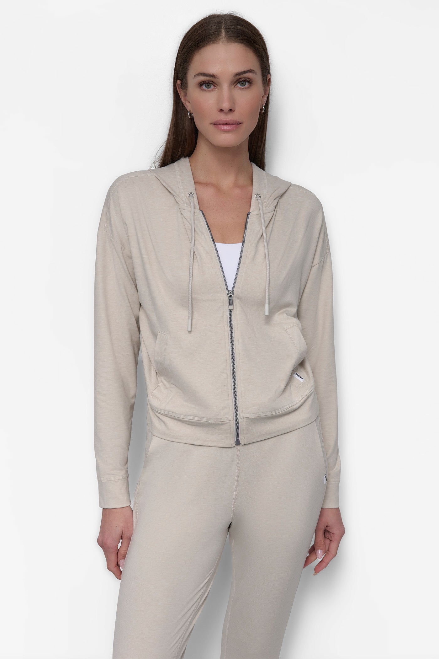 PEBBLE SPACEDYE CROPPED SPACE-DYED HOODIE, FRONT VIEW | DKNY Sport