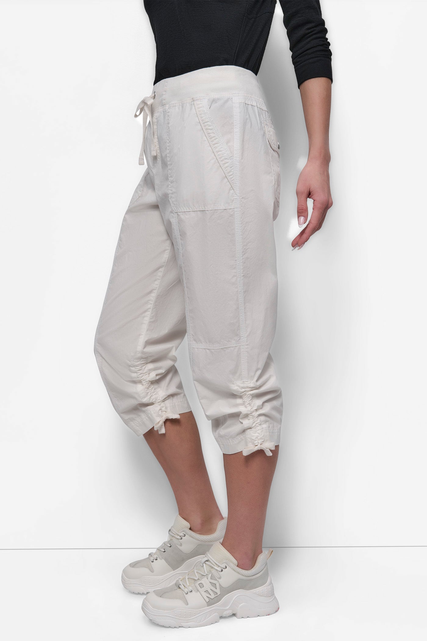 High Rise Shirred Utility Capri Pant | DKNY