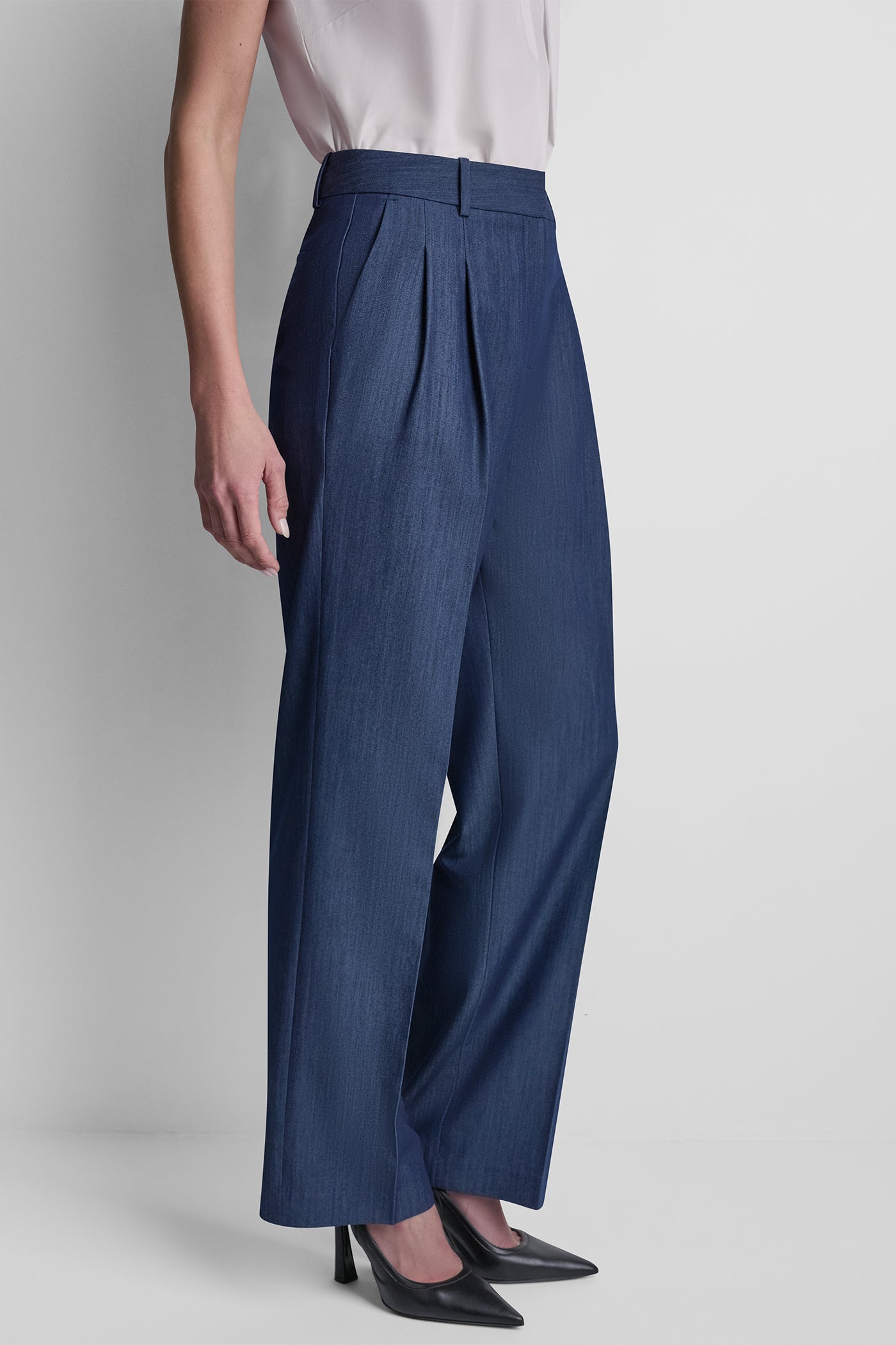 STRAIGHT LEG TROUSER VIEW 3 | Clothing