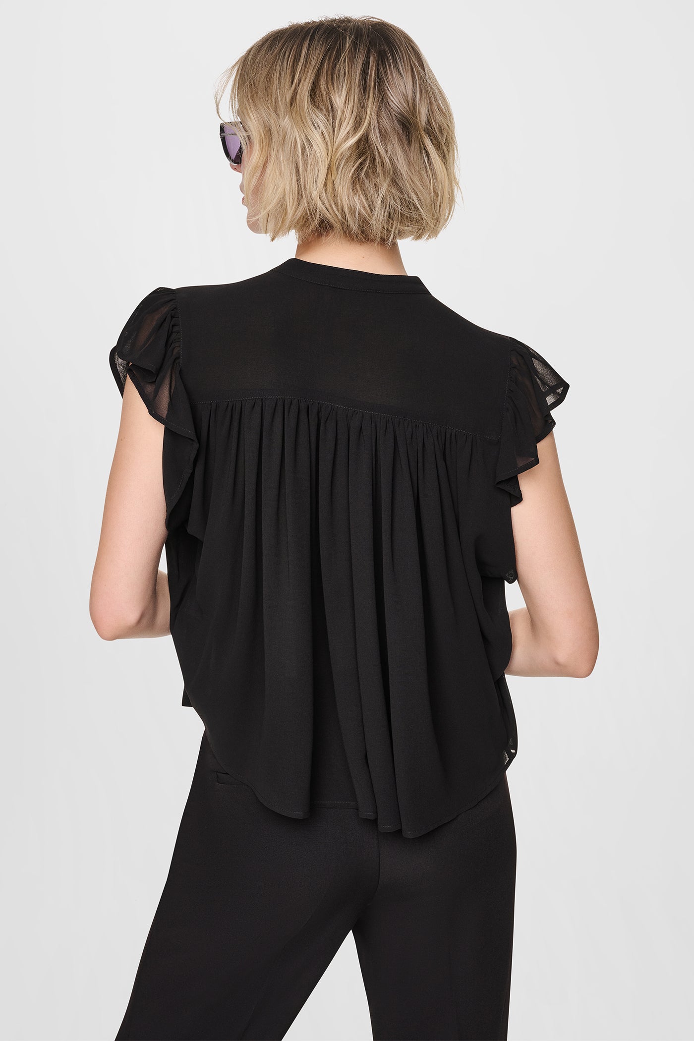 CHIFFON FLUTTER SLEEVE BLOUSE VIEW 3 | WOMEN'S SWEATERS & TOPS