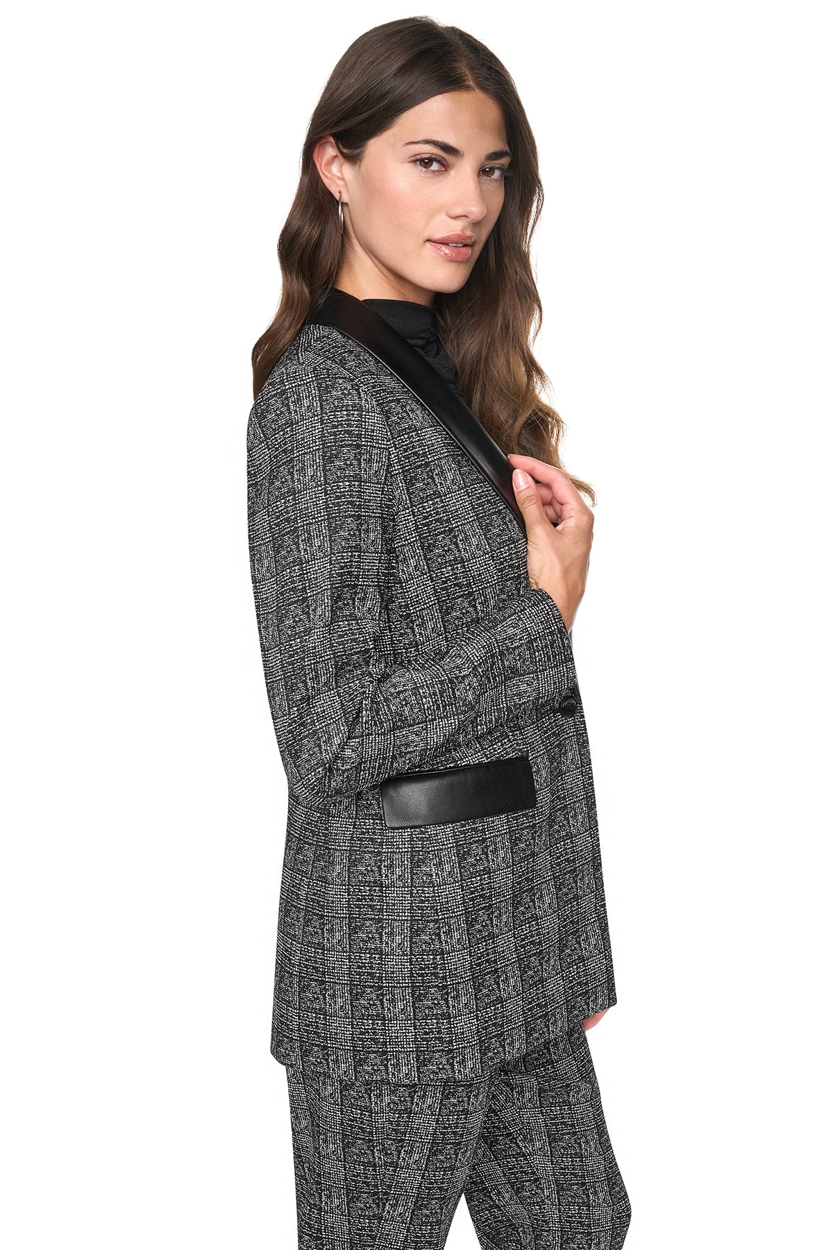 ONE BUTTON BLAZER VIEW 2