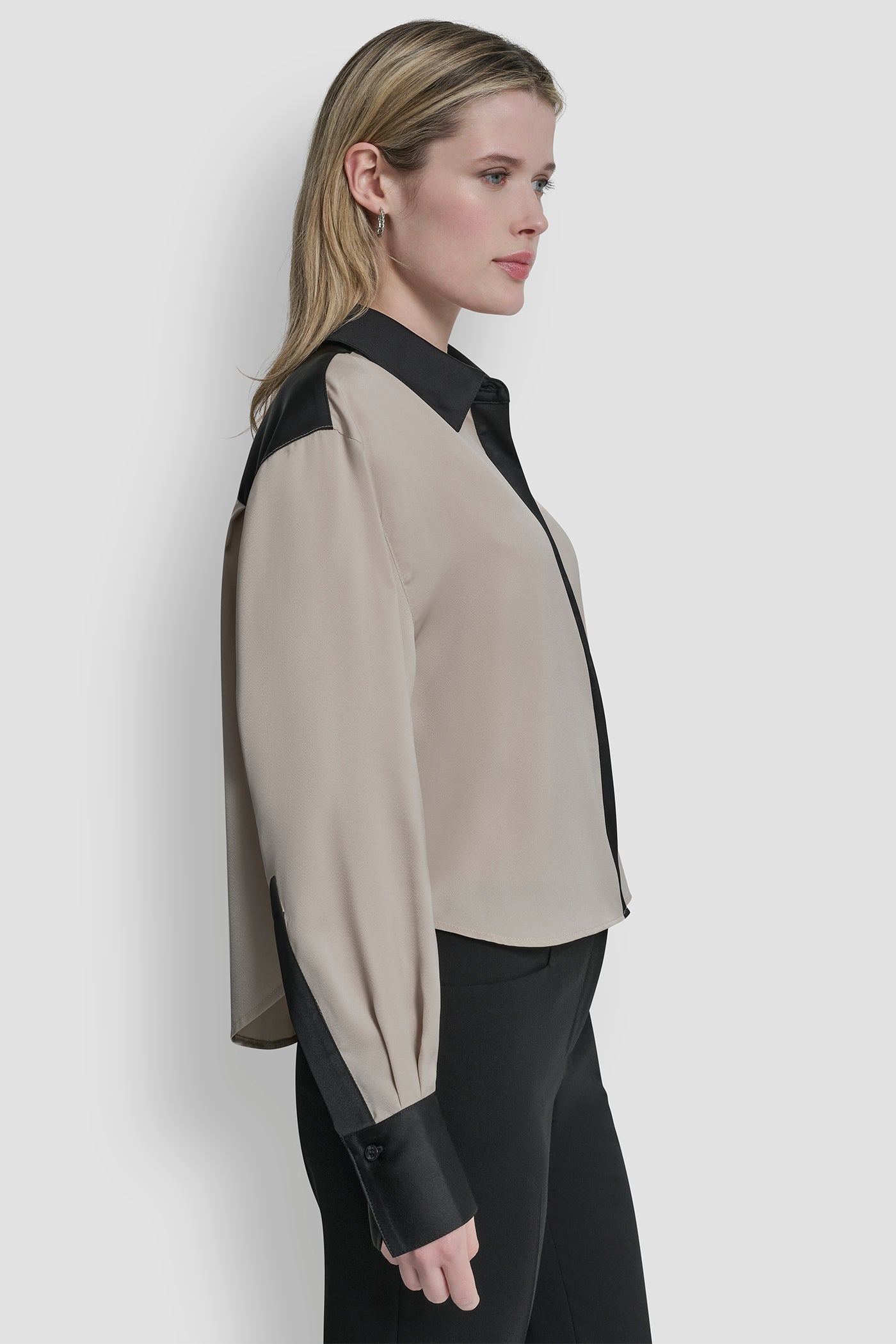 Pebble/Black COLOR BLOCK BUTTON-FRONT BLOUSE, BACK VIEW | Clothing