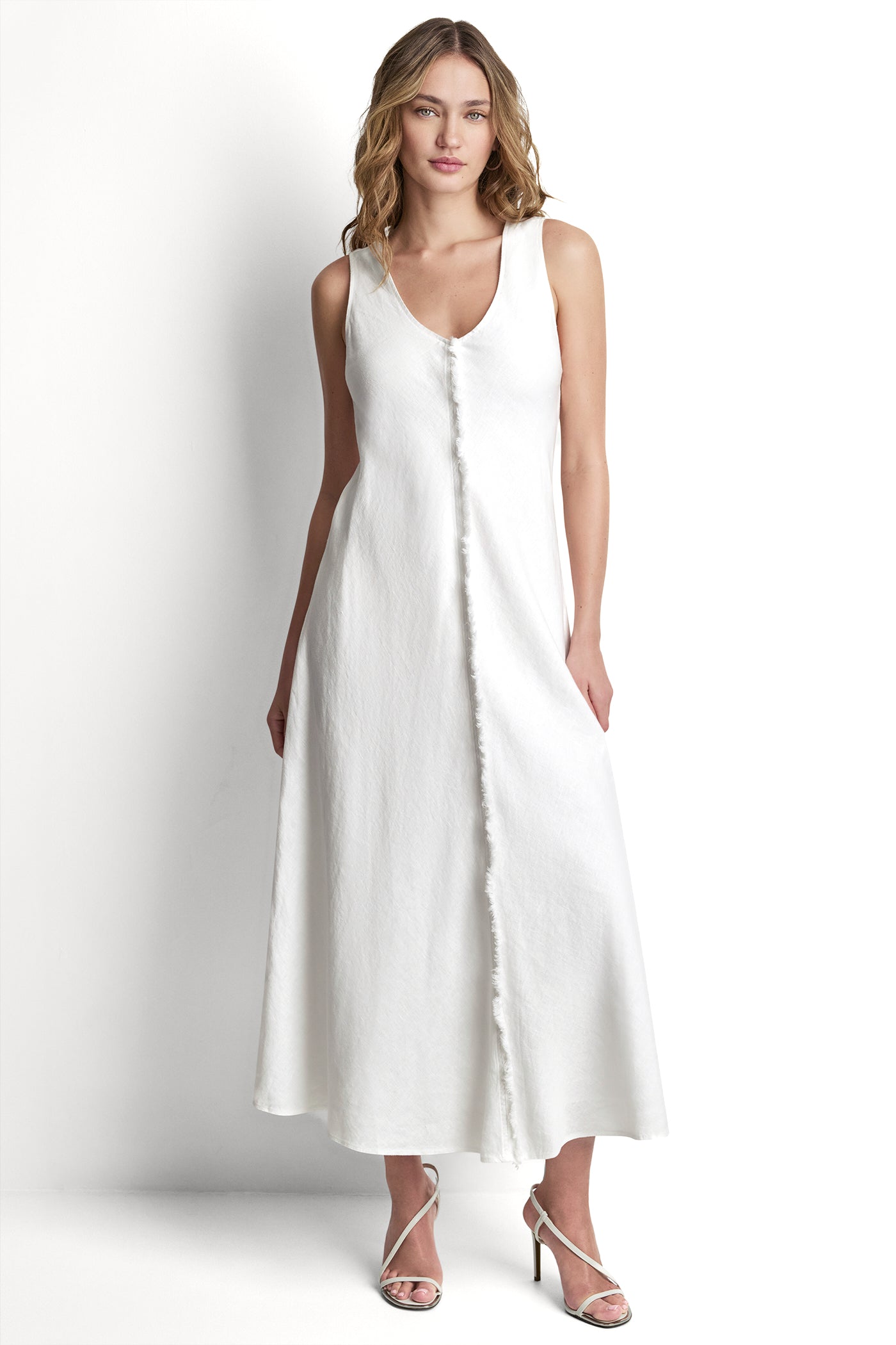 FRAYED LINEN MAXI DRESS VIEW 5 | MAXI DRESSES
