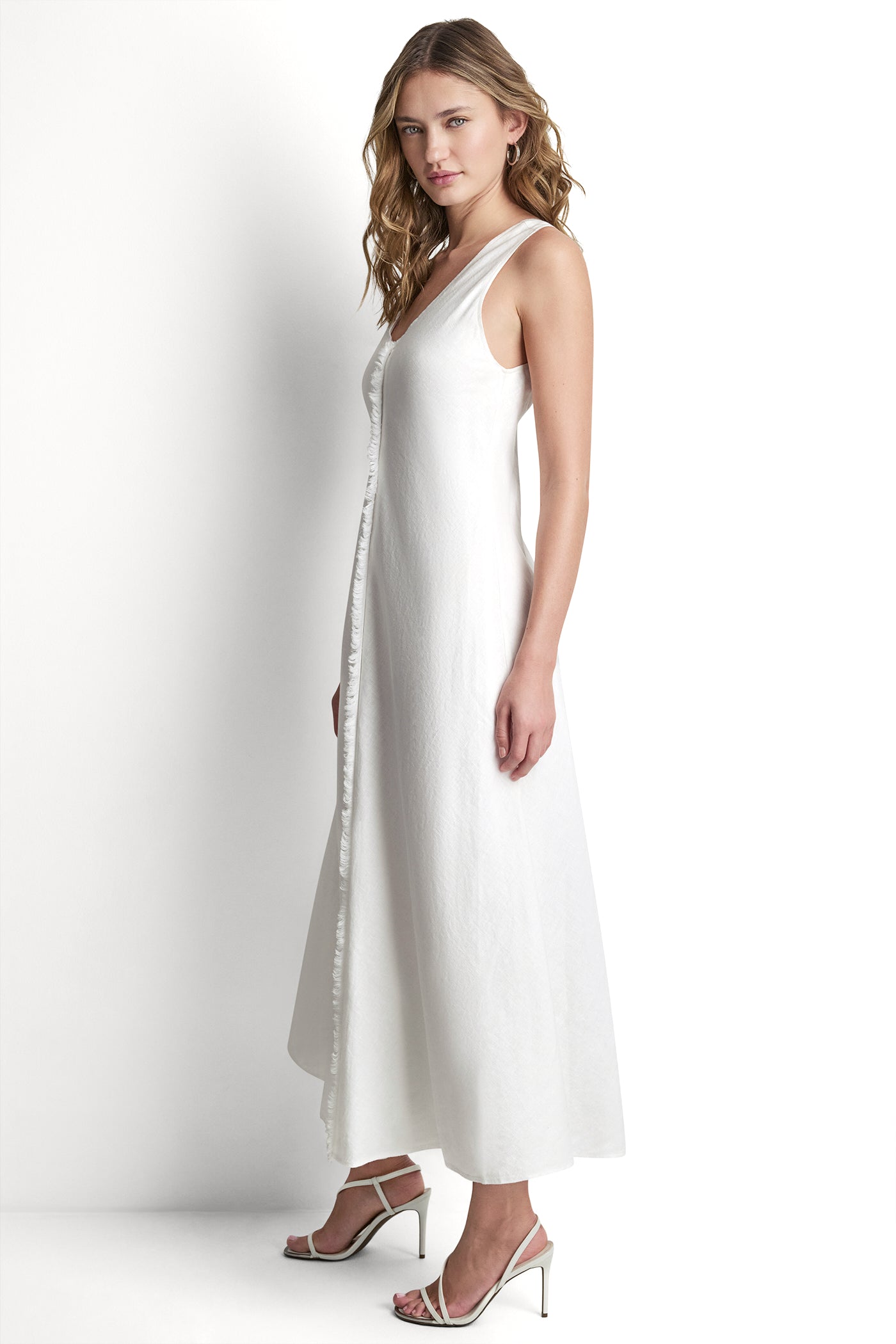 FRAYED LINEN MAXI DRESS VIEW 4 | MAXI DRESSES