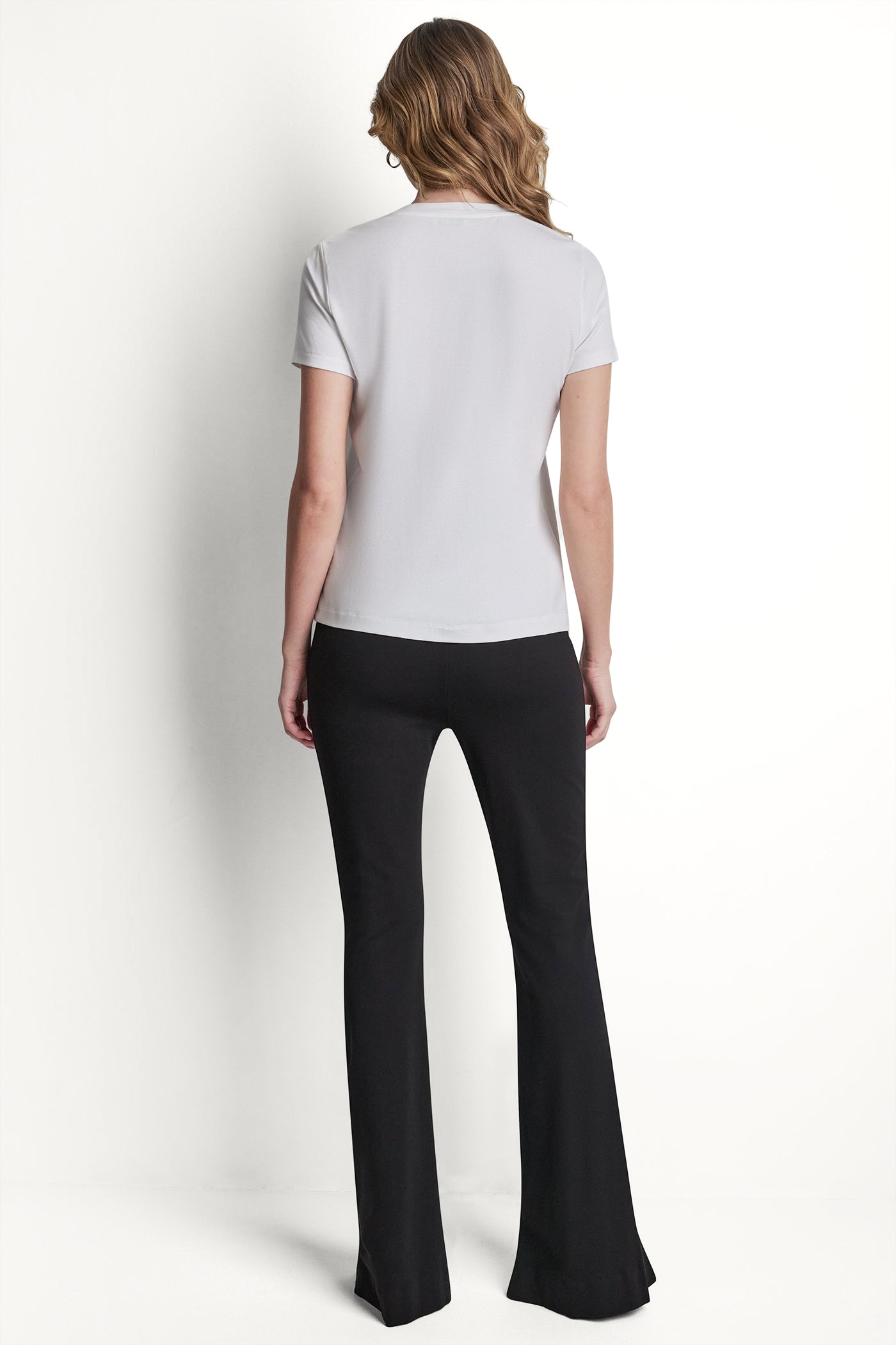 NEW YORK ICONS GRAPHIC TEE VIEW 5 | Gifts Under $100