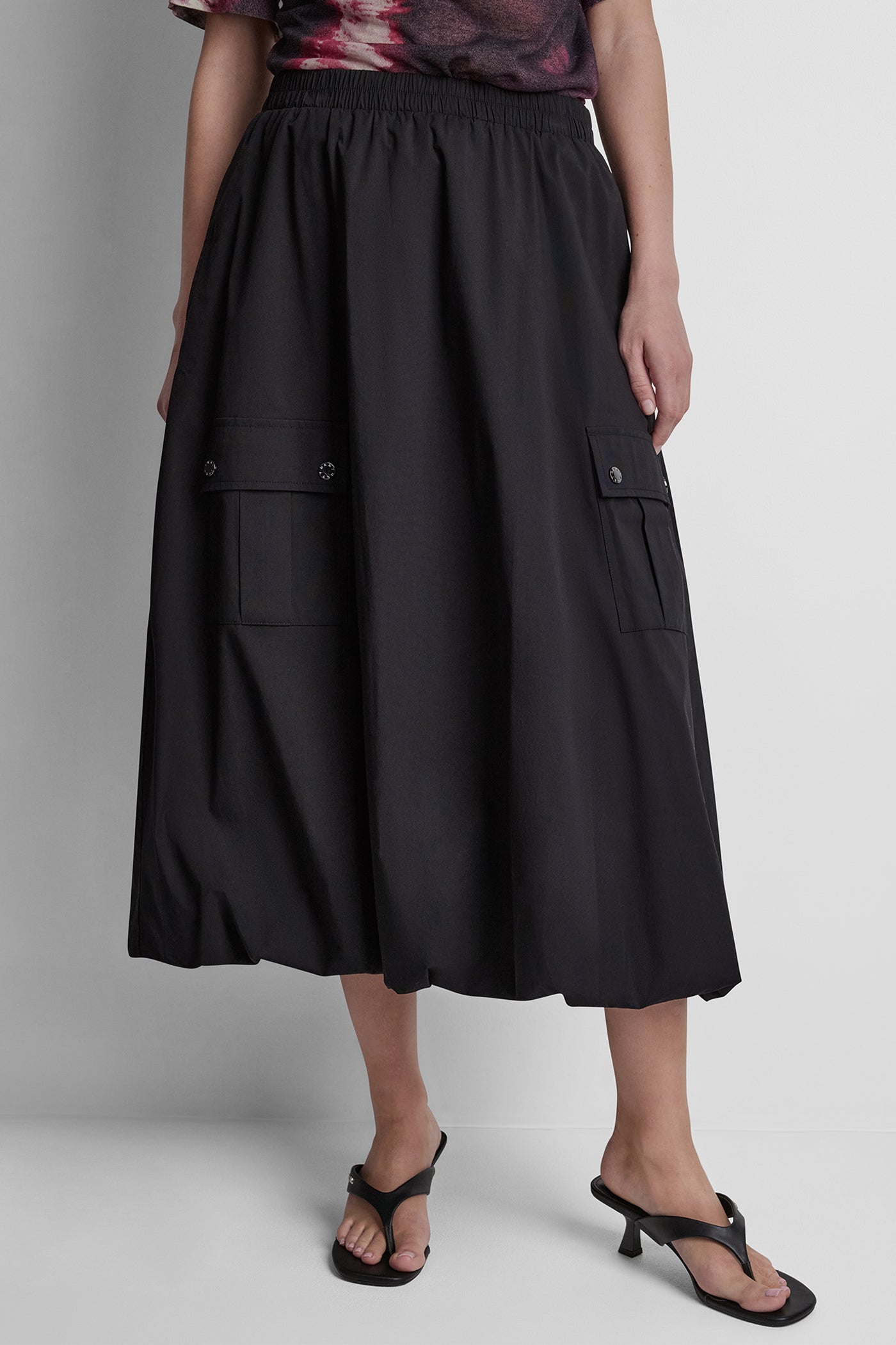 Black CARGO POCKET BUBBLE MIDI SKIRT, FRONT VIEW | Skirts