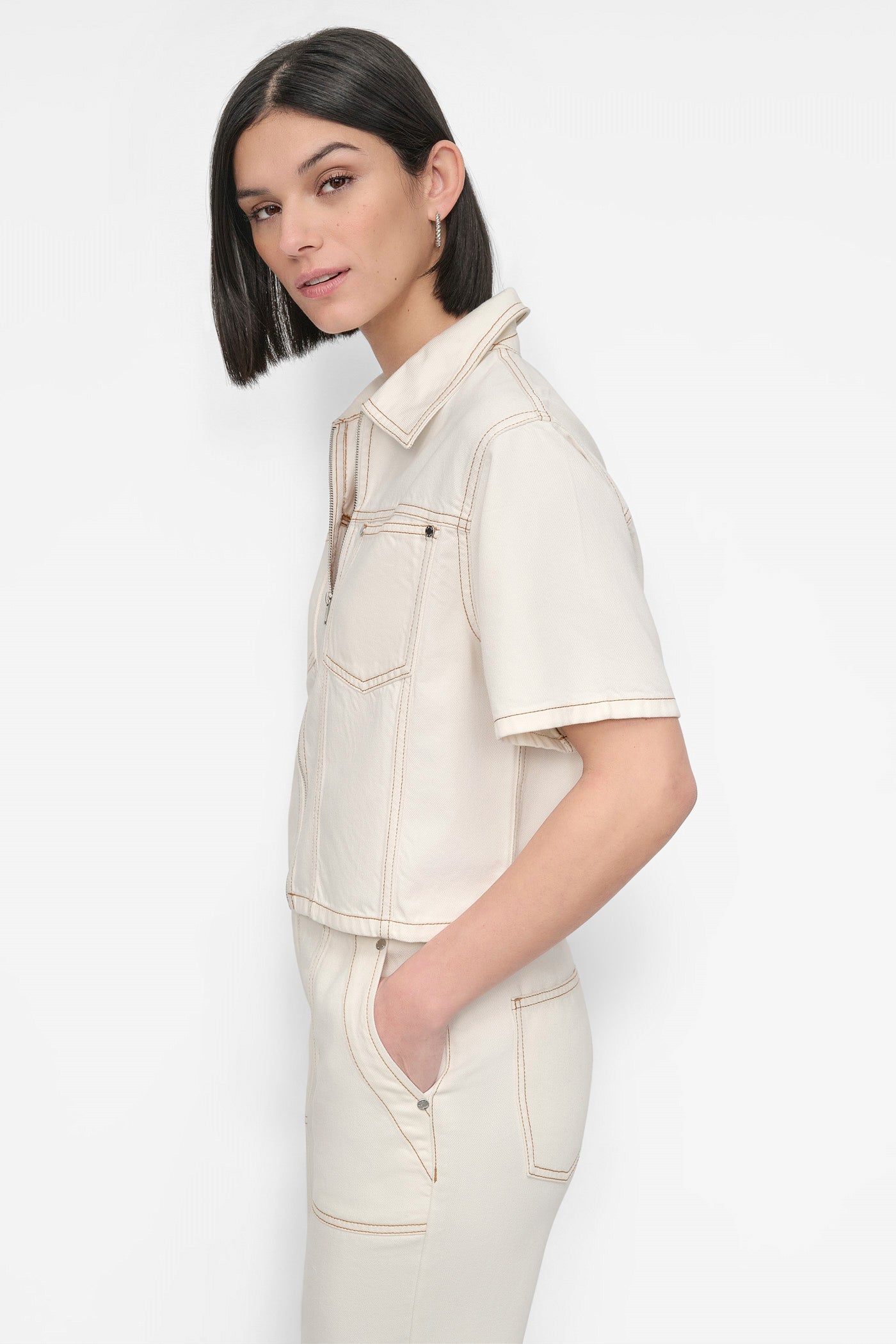 CROPPED ZIP-FRONT DENIM SHIRT VIEW 3 | WOMEN'S SWEATERS & TOPS
