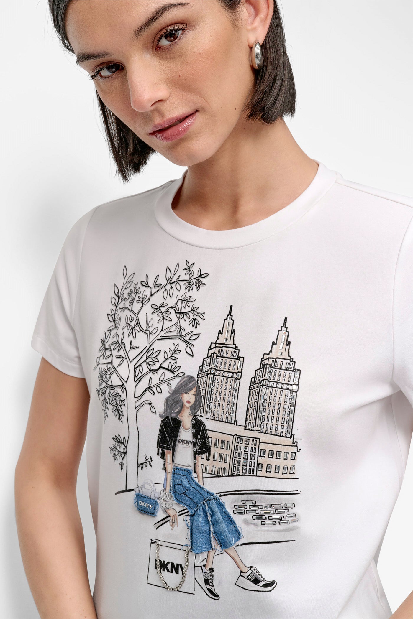 BOW BRIDGE EMBELLISHED GRAPHIC TEE VIEW 5