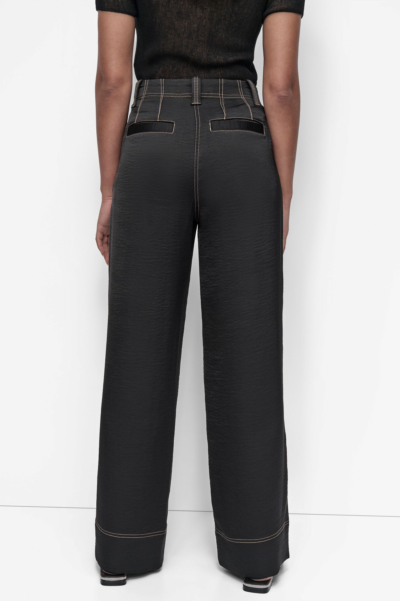 Black EXTRA HIGH RISE ELEVATED UTILITY PANT, BACK VIEW | Pants & Denim