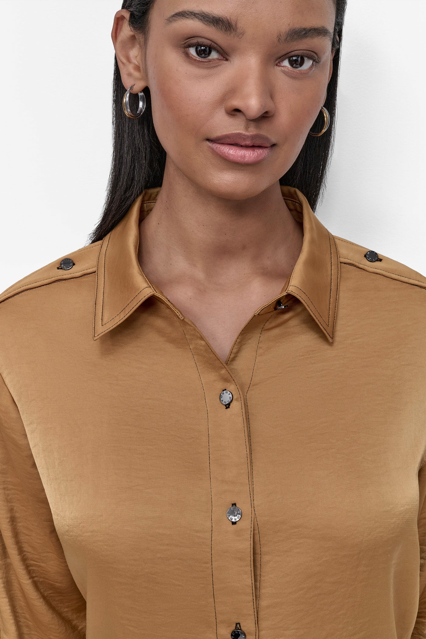 BUTTON-DETAILED SHIRT VIEW 4 | 9-5 Edit
