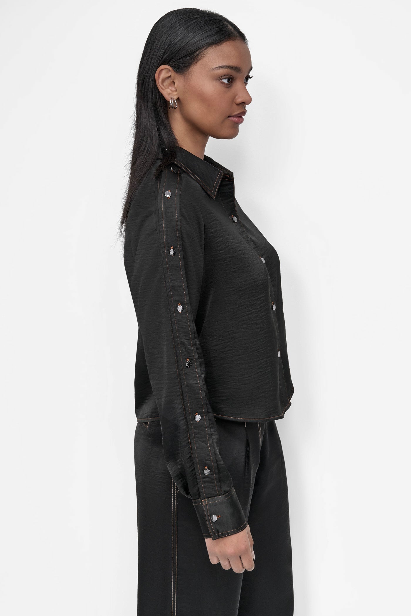 BUTTON DETAILED SHIRT VIEW 3 | 9-5 Edit