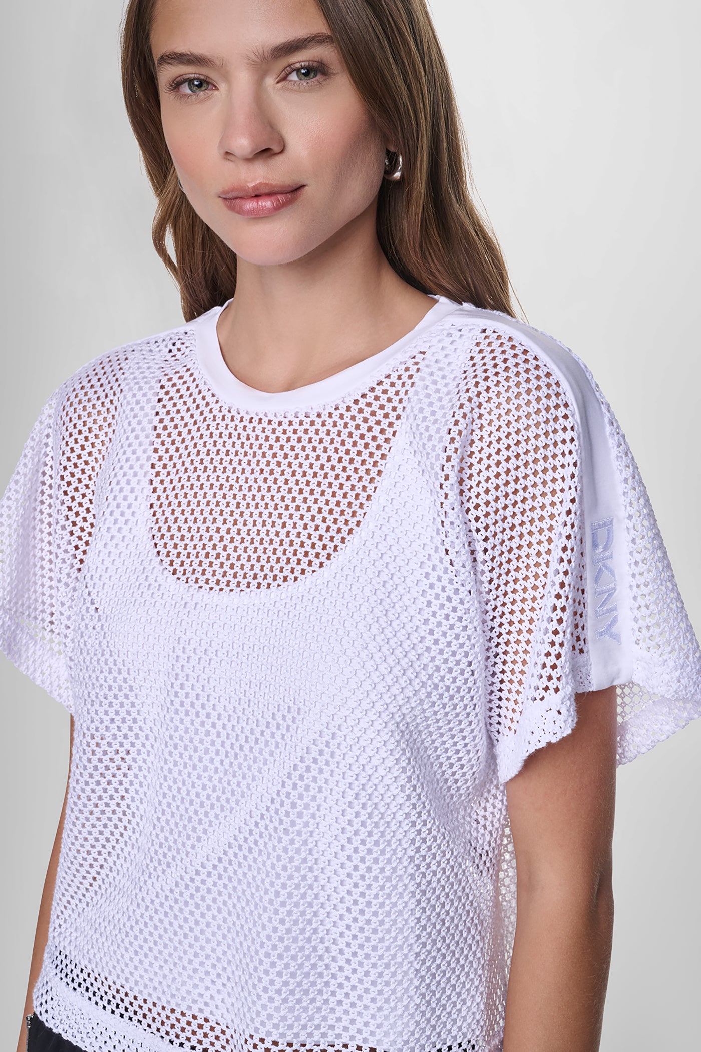 MESH LOGO TEE VIEW 5 | WOMEN'S SWEATERS & TOPS