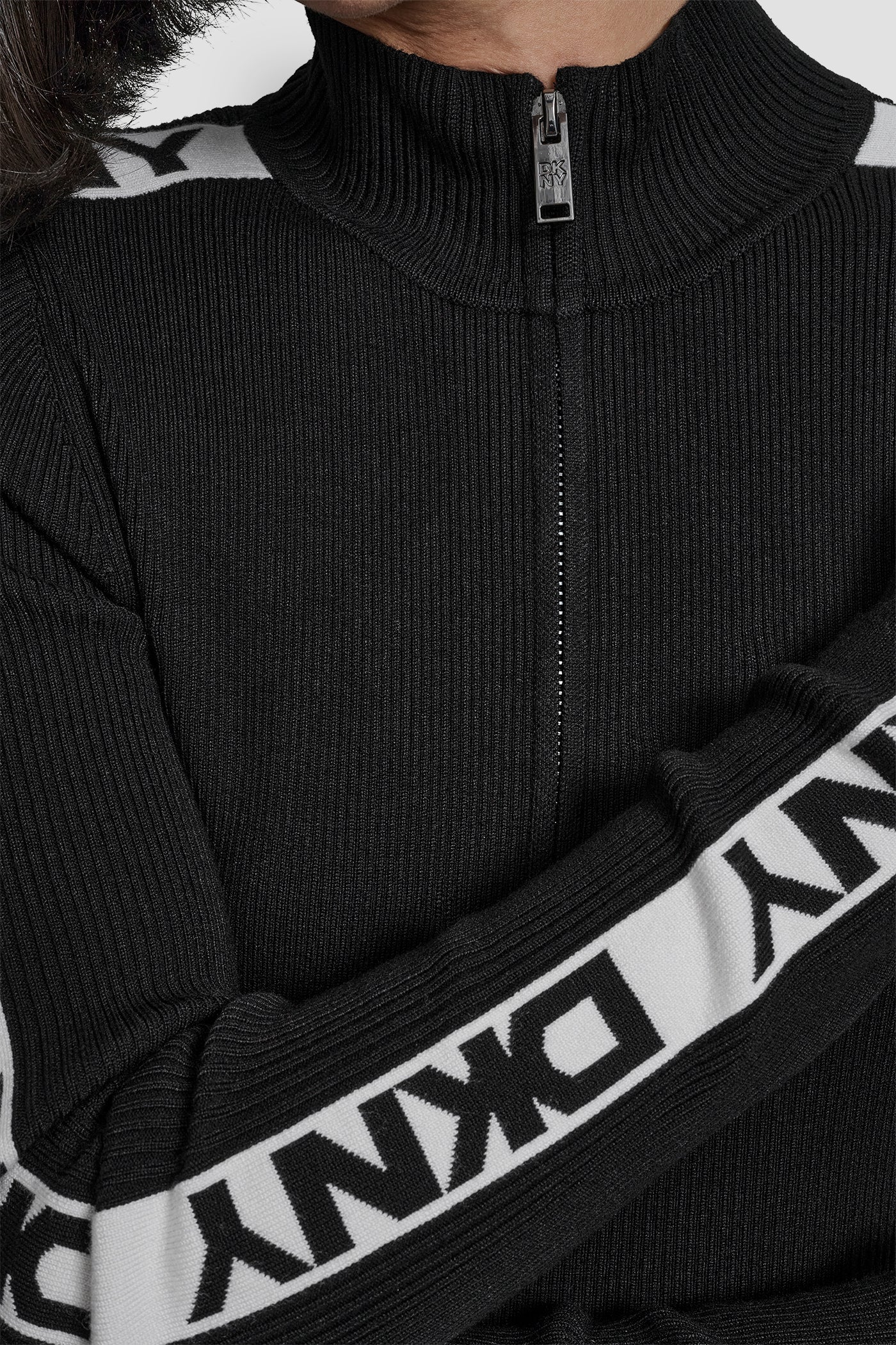 LONG SLEEVE 1/4 ZIP LOGO TAPE SWEATER VIEW 4 | WOMEN'S SWEATERS & TOPS
