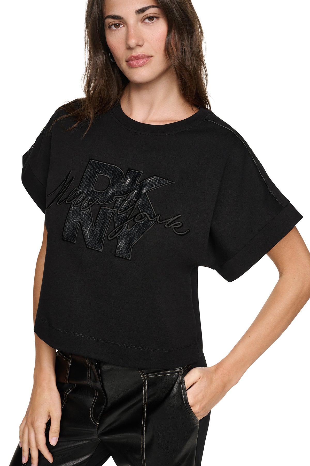 ZIP SHOULDER LOGO TEE VIEW 2