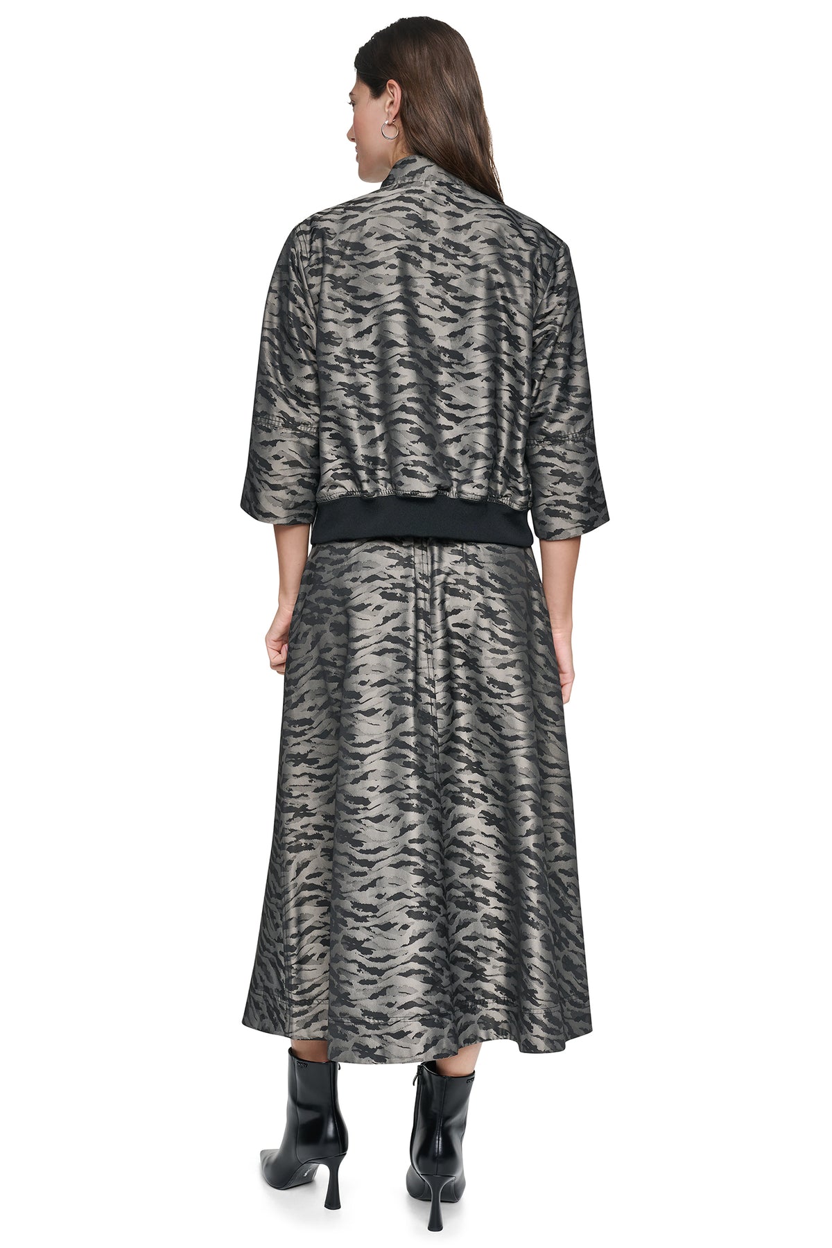 3/4 SLEEVE ANIMAL JACQUARD BOMBER JACKET VIEW 2