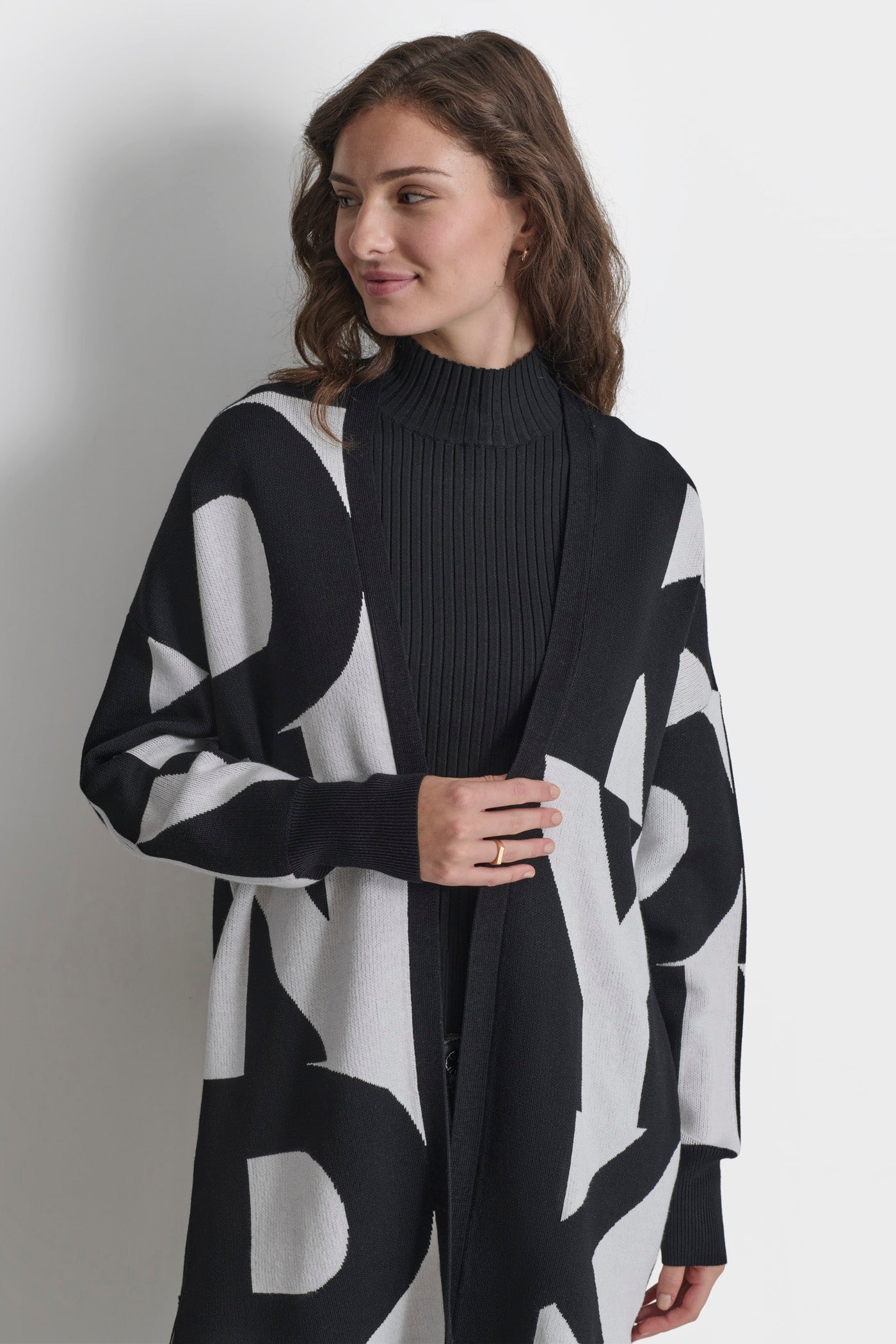 TWO-TONE LOGO CARDIGAN VIEW 4 | WOMEN'S SWEATERS & TOPS