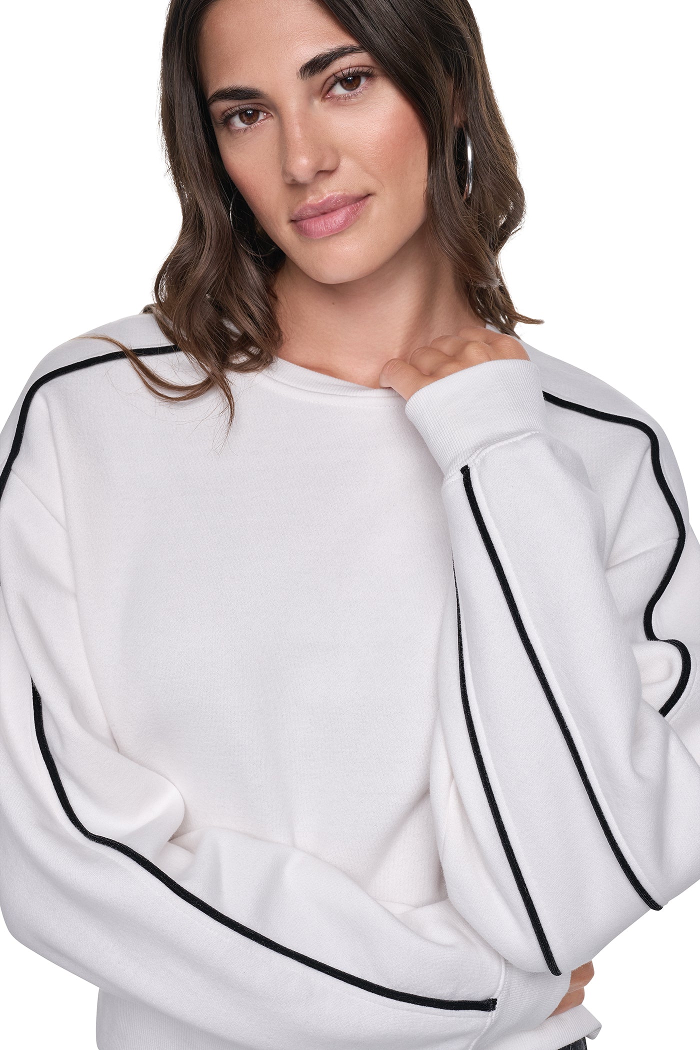 VELVET LOGO SWEATSHIRT VIEW 2