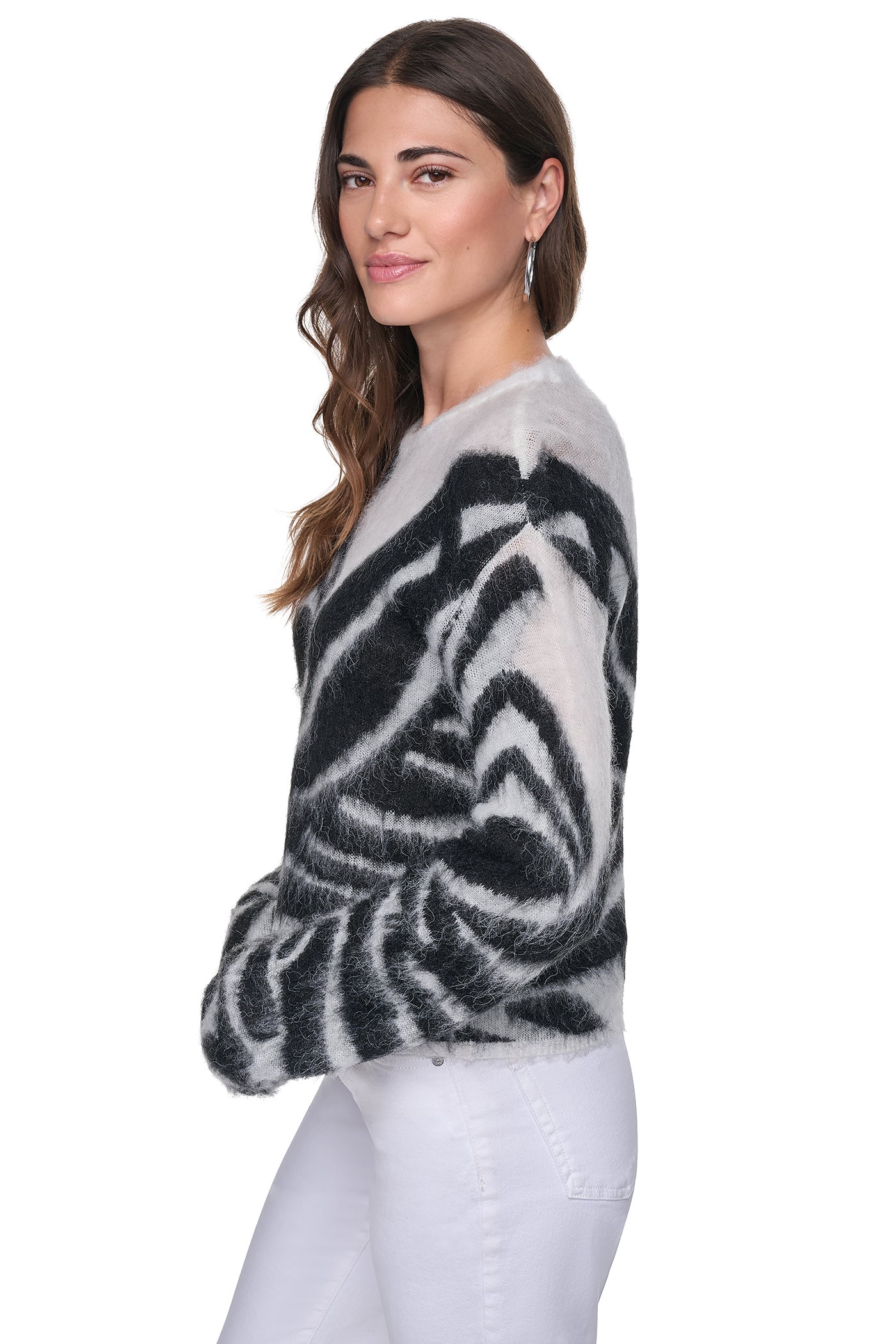 BRUSHED ANIMAL INTARSIA SWEATER VIEW 2