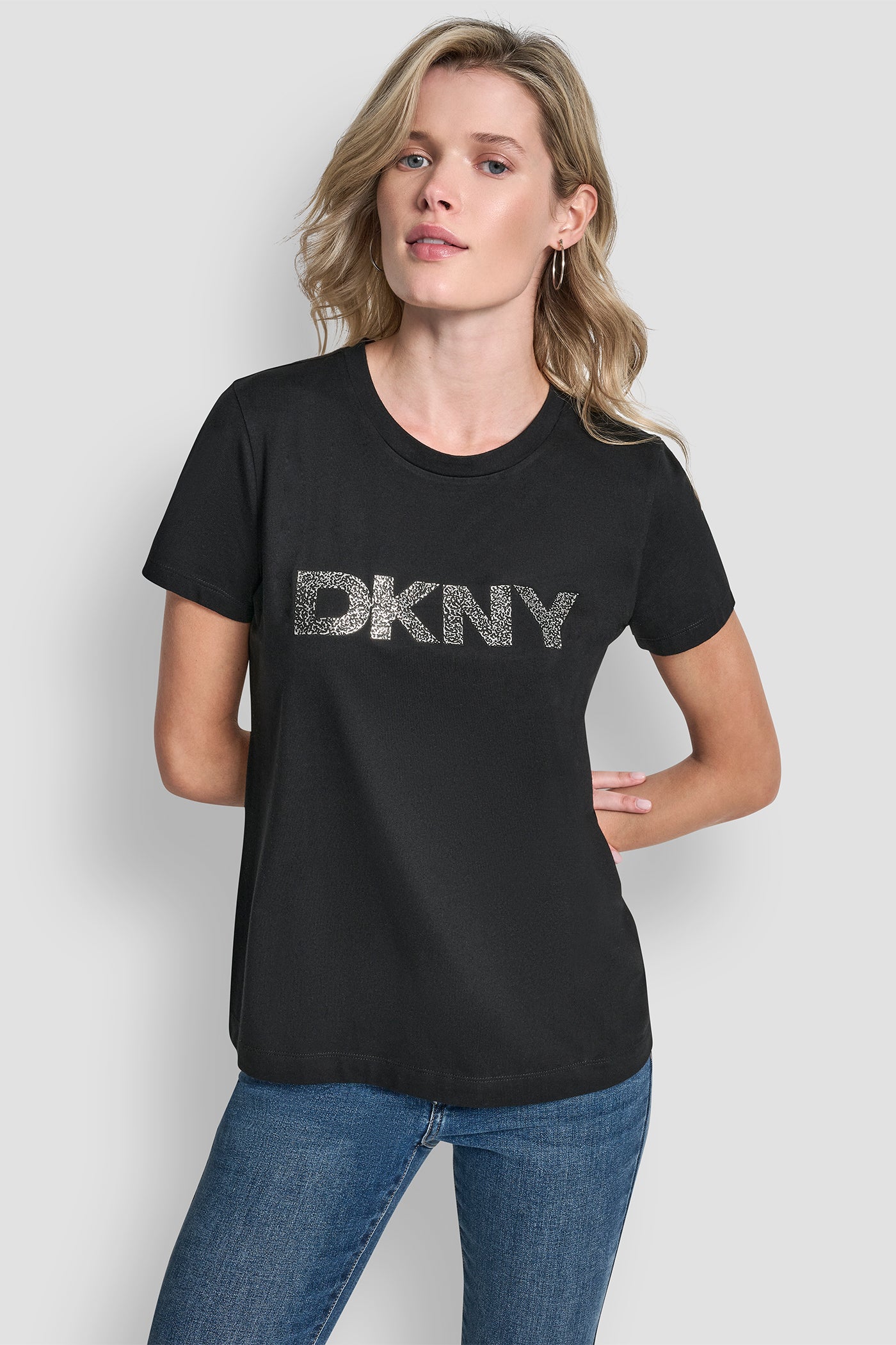 Black LOGO TEE SHIRT, FRONT VIEW | DKNY Promo