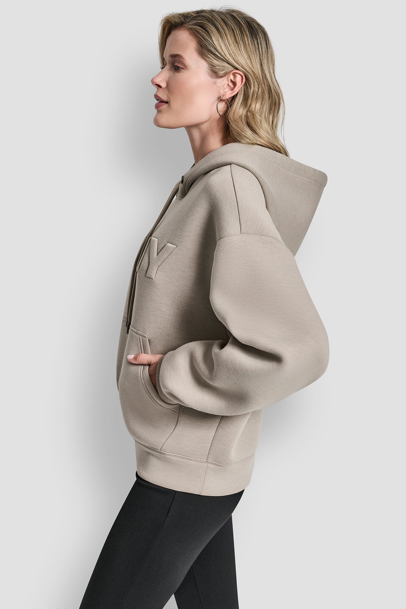 LOGO EMBOSSED SCUBA HOODIE VIEW 3