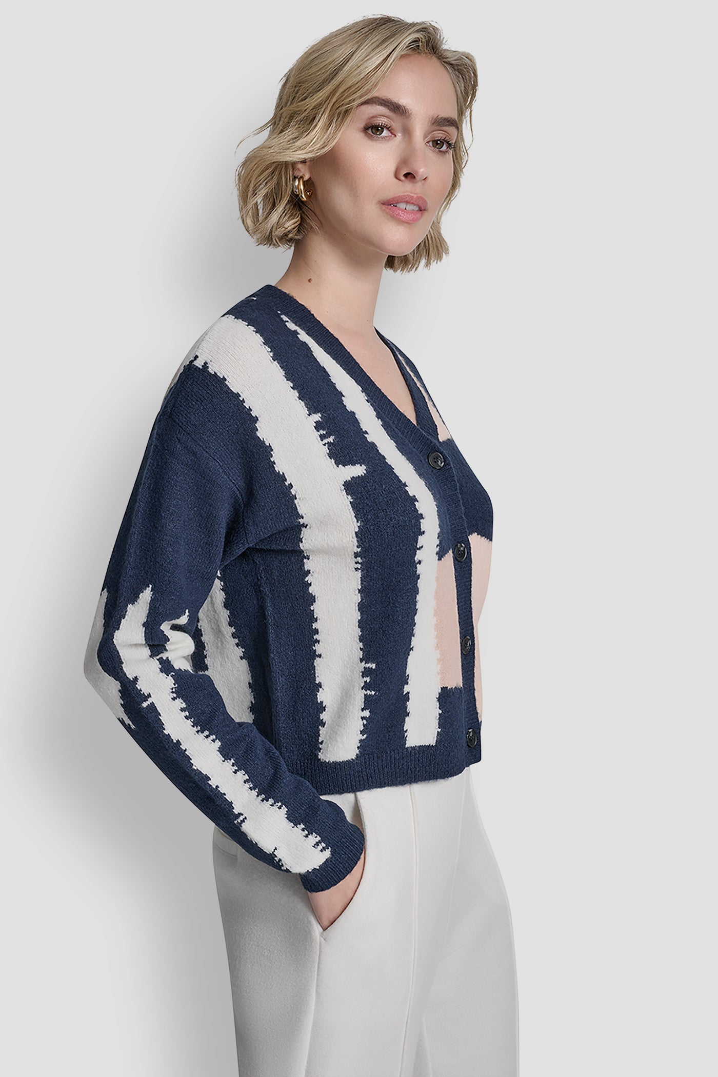 CROPPED COLORBLOCK CARDIGAN VIEW 3 | WOMEN'S SWEATERS & TOPS