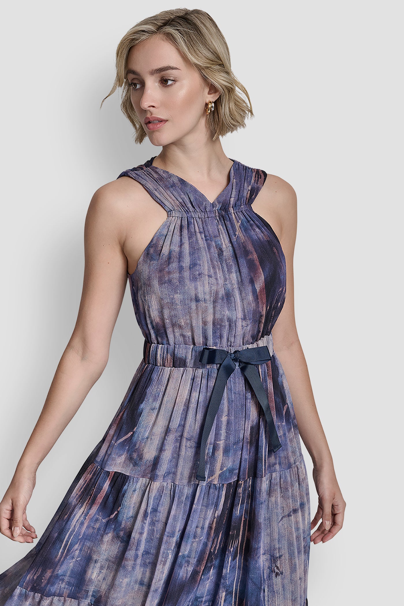 PLEATED CHIFFON TIE-WAIST MIDI DRESS VIEW 5 | New clothing