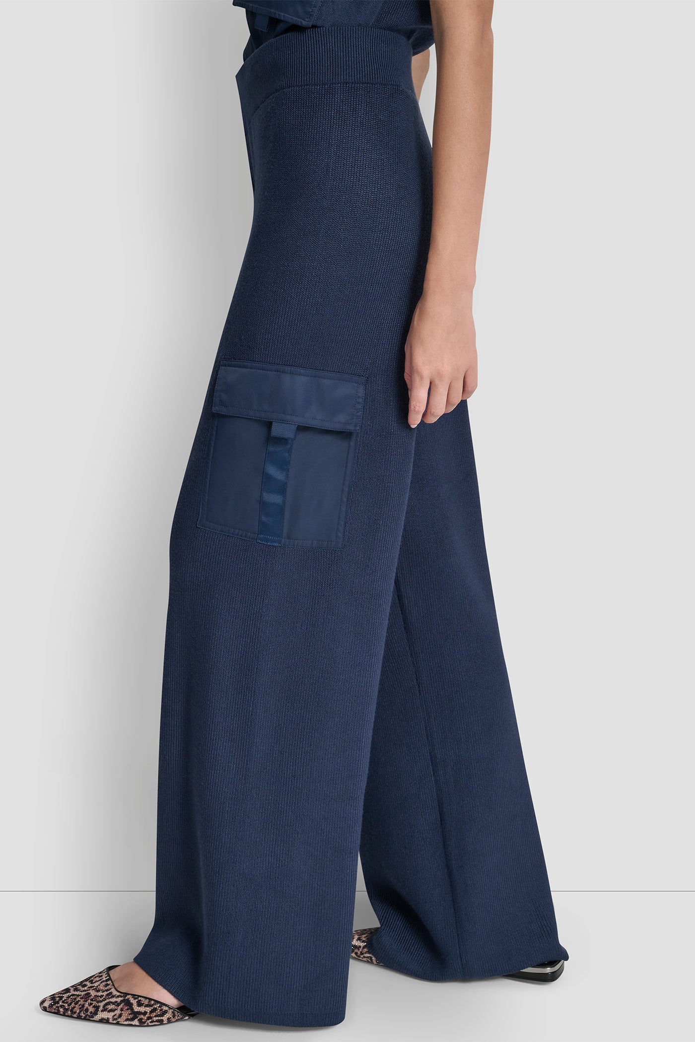 Hudson Blue HIGH RISE CARGO SWEATER PANT, BACK VIEW | Pants & Denim