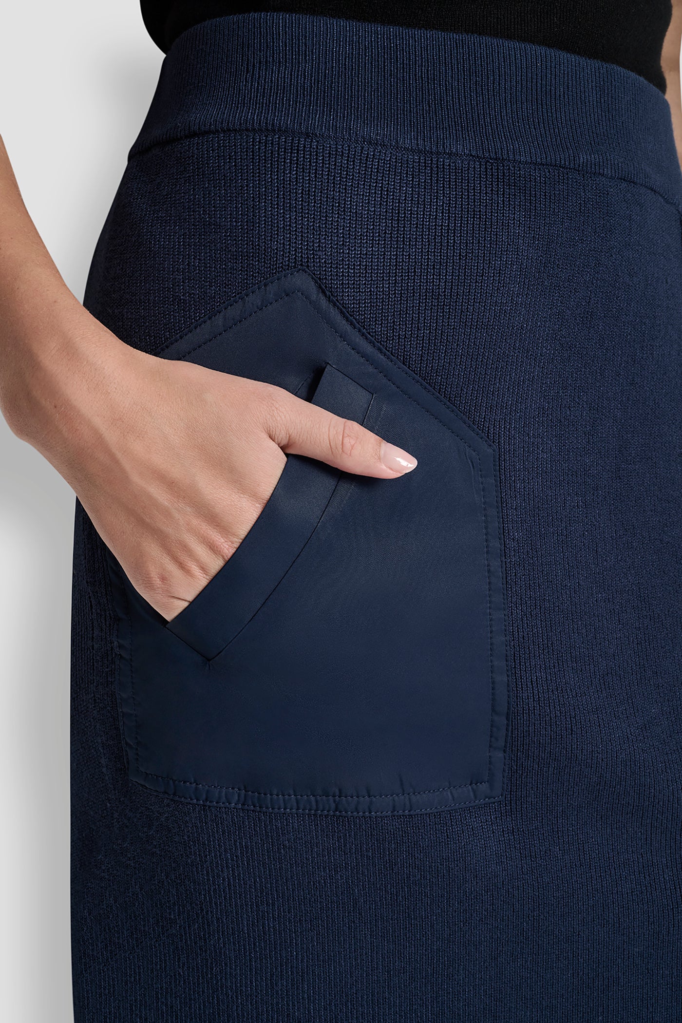 ZIP DETAILED MIDI SWEATER SKIRT VIEW 5 | HOLIDAY COLLECTION