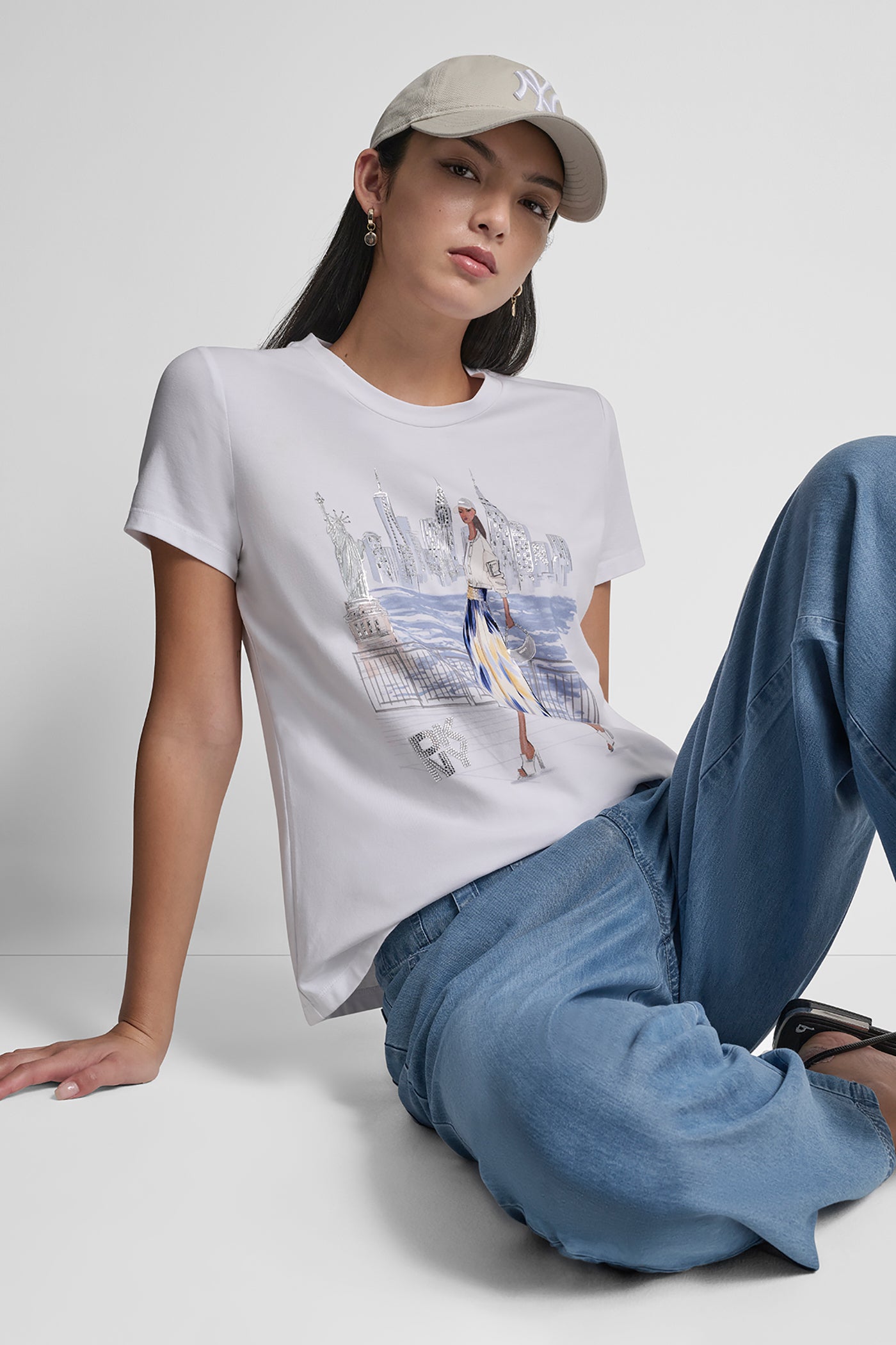 STATUE OF LIBERTY CONVERSATIONAL T-SHIRT VIEW 8 | Clothing