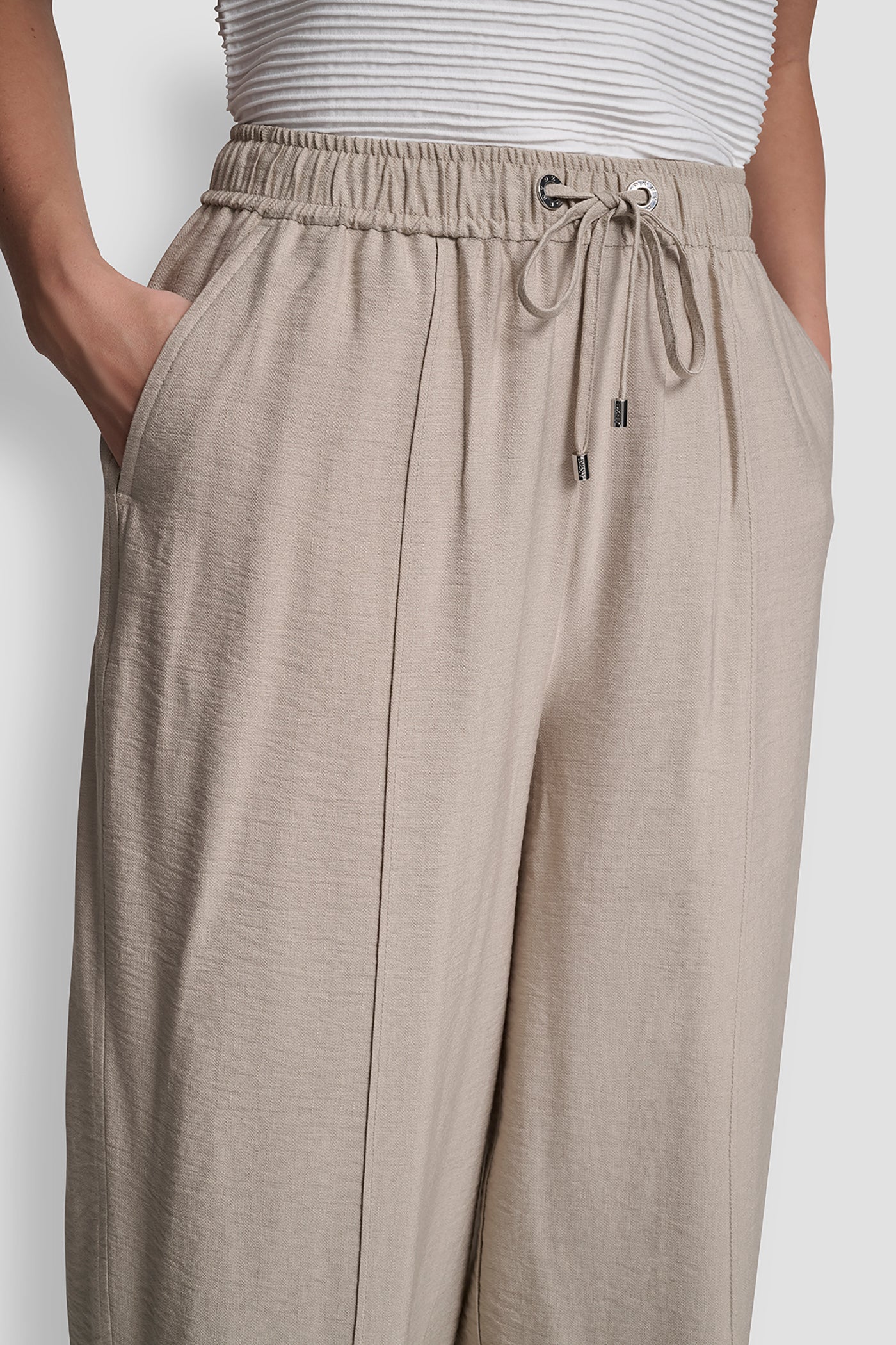 SEAMED WIDE LEG PULL-ON PANT VIEW 5 | Clothing