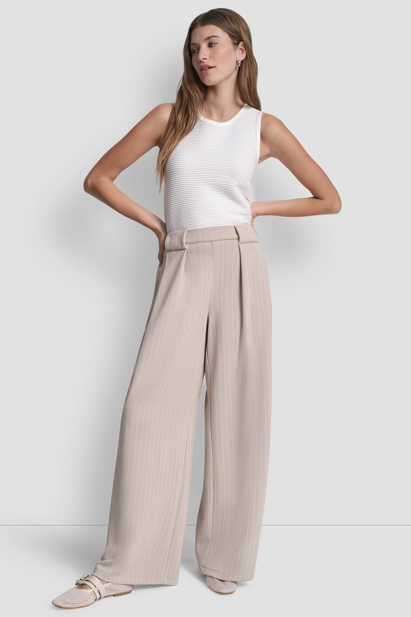 PINSTRIPE PLEATED PANT VIEW 5 | 9-5 Edit