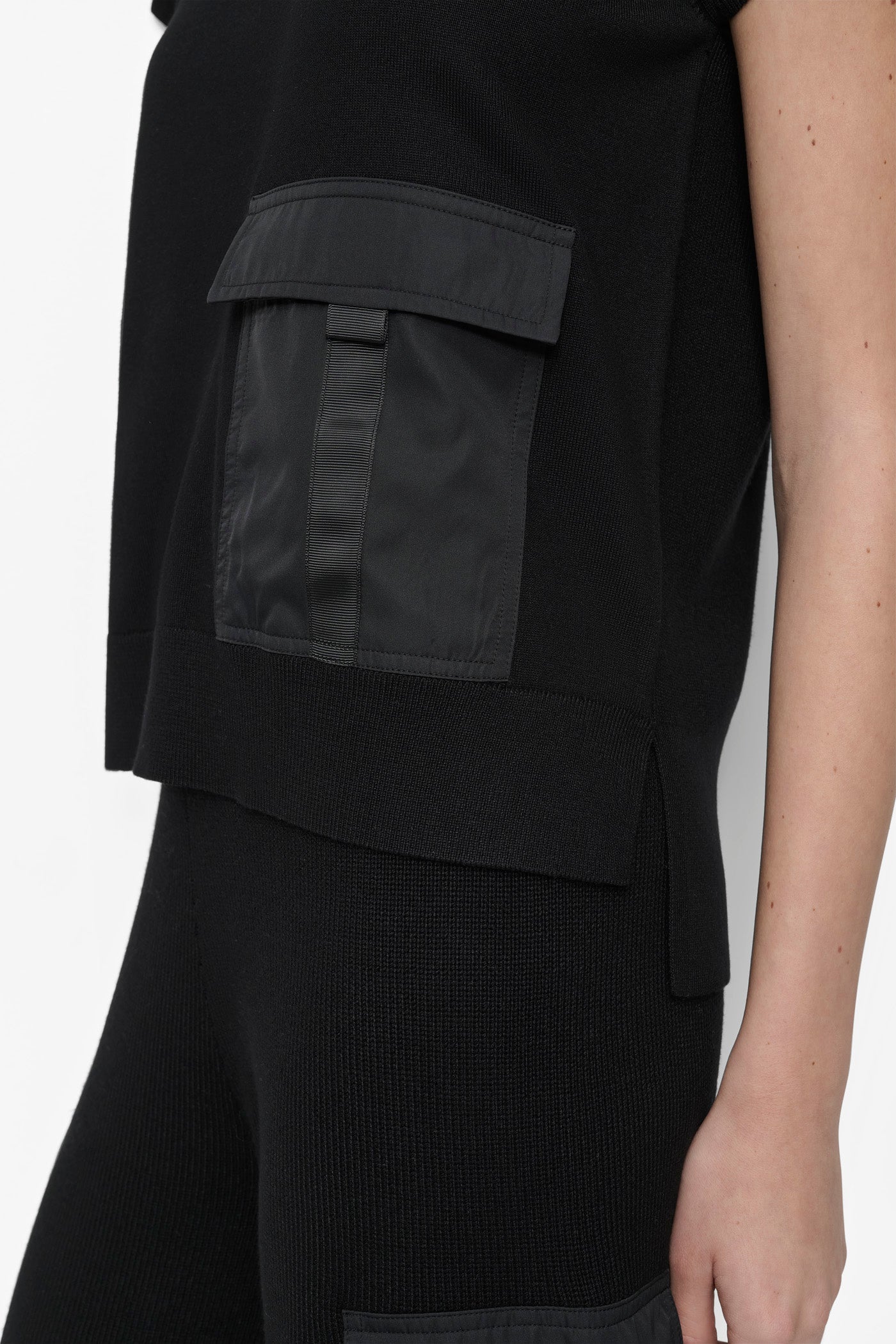 SHORT-SLEEVE CARGO POCKET SWEATER VIEW 6 | WOMEN'S SWEATERS & TOPS