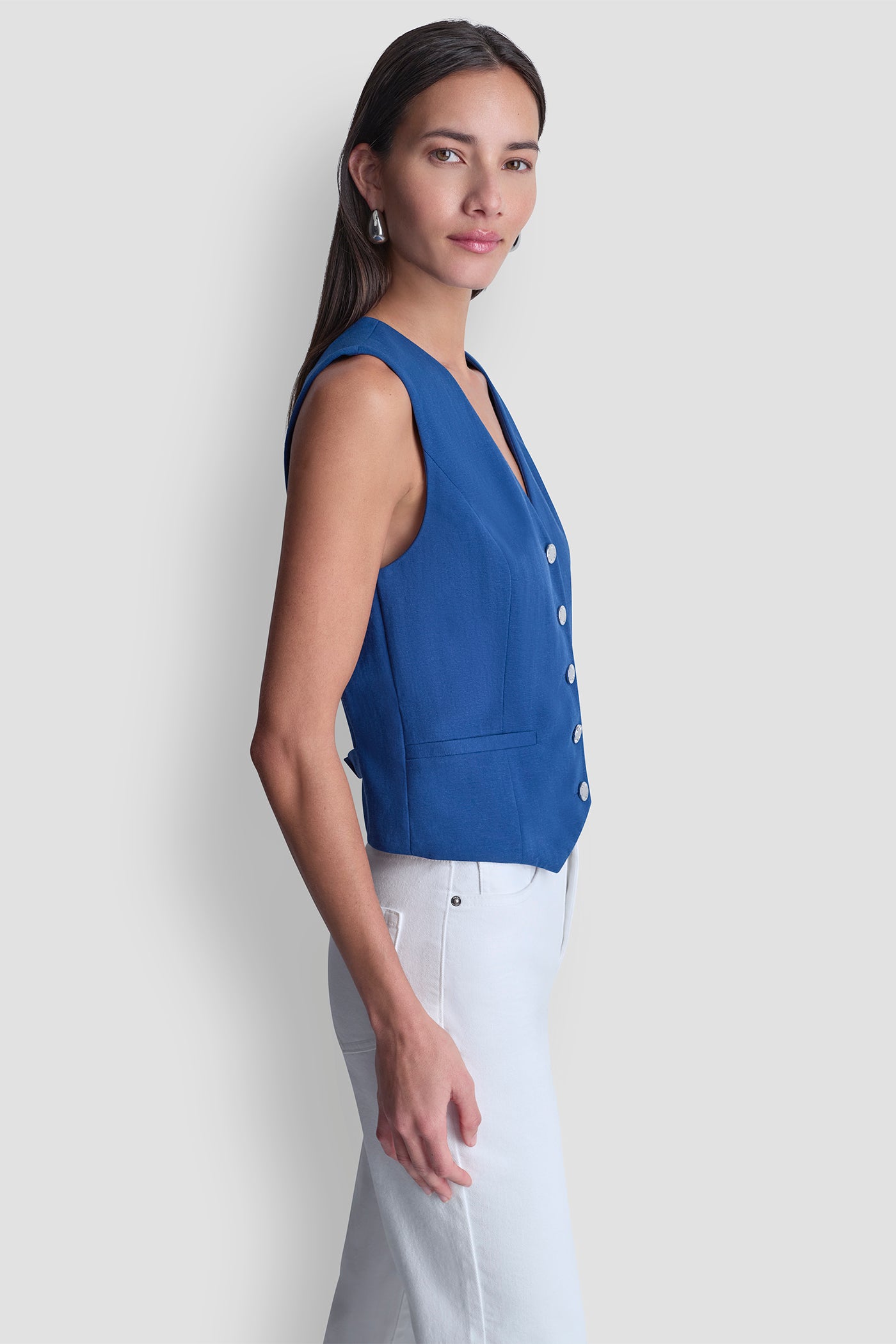 PIQUÉ BUTTON-FRONT VEST VIEW 3 | WOMEN'S SWEATERS & TOPS