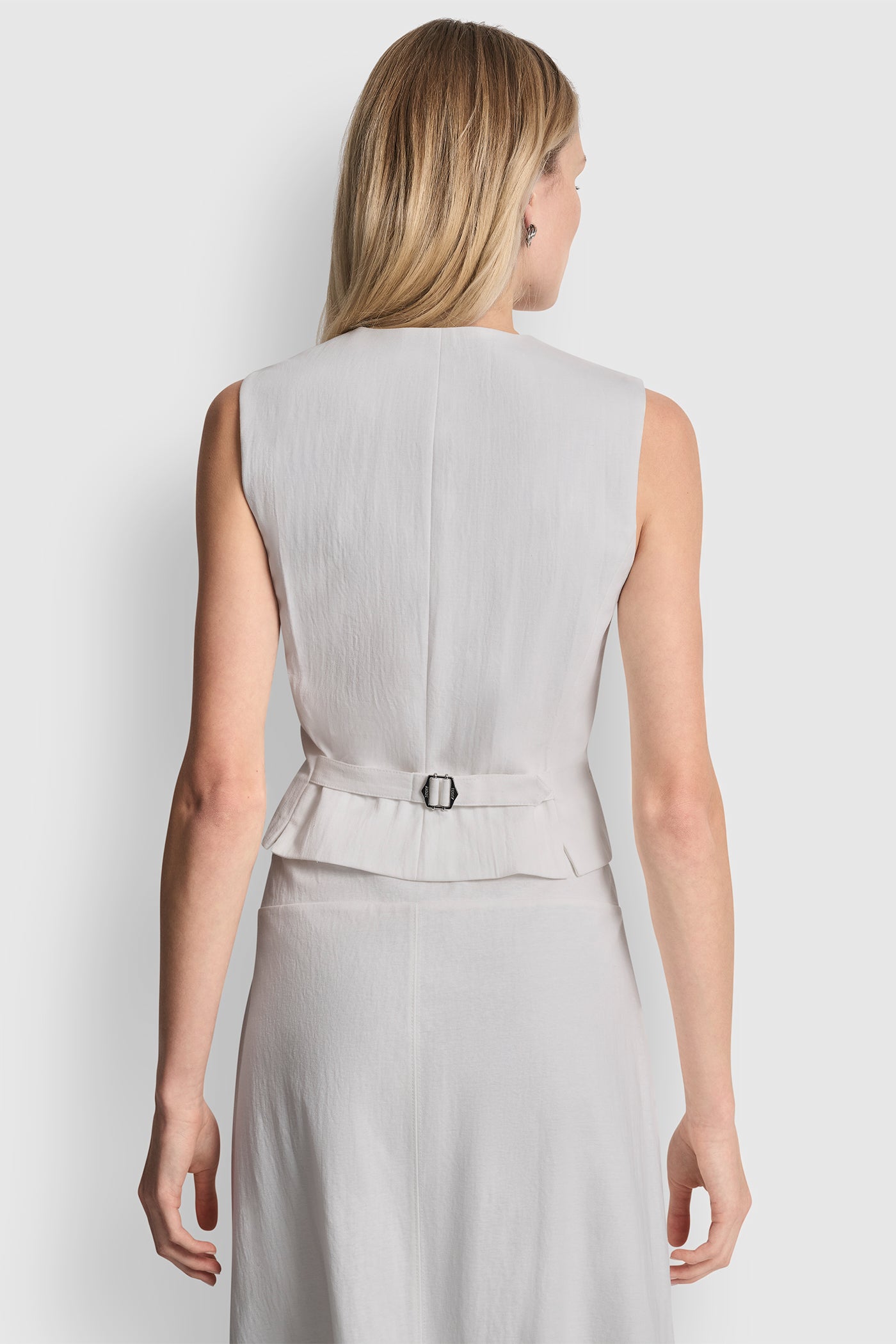 PIQUÉ BUTTON-FRONT VEST VIEW 4 | WOMEN'S SWEATERS & TOPS