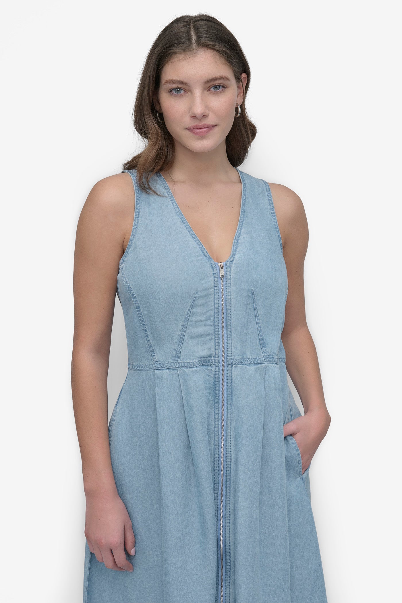 SLEEVESS ZIP FRONT TENCEL DRESS VIEW 5 | Denim Destination