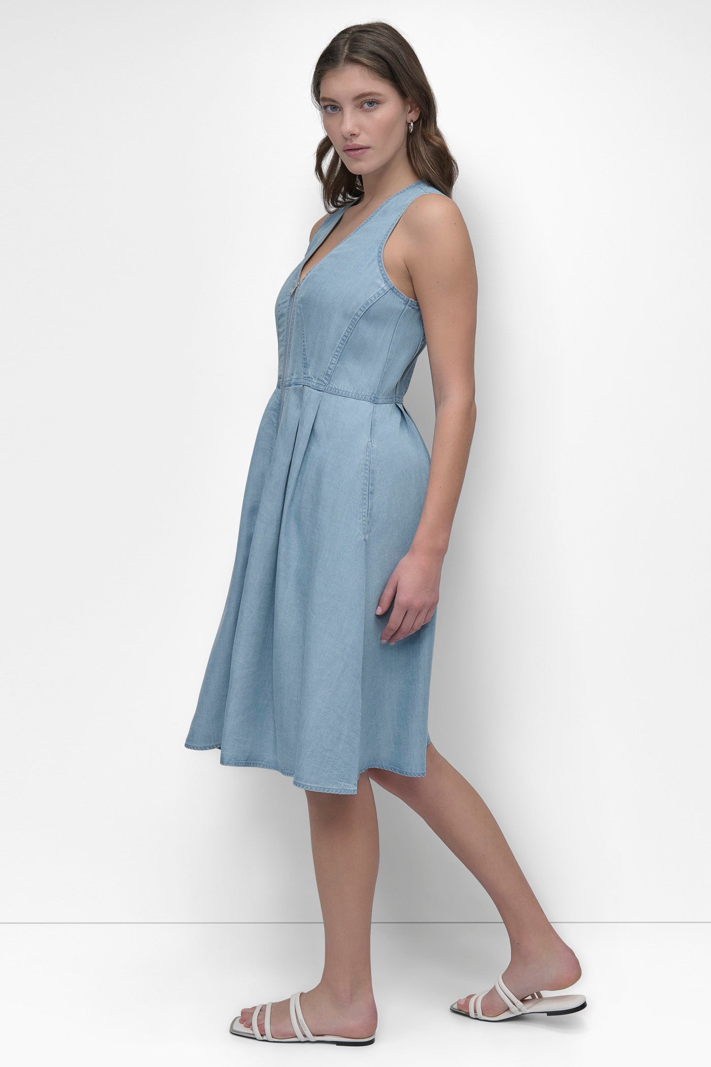 SLEEVESS ZIP FRONT TENCEL DRESS VIEW 3 | Denim Destination