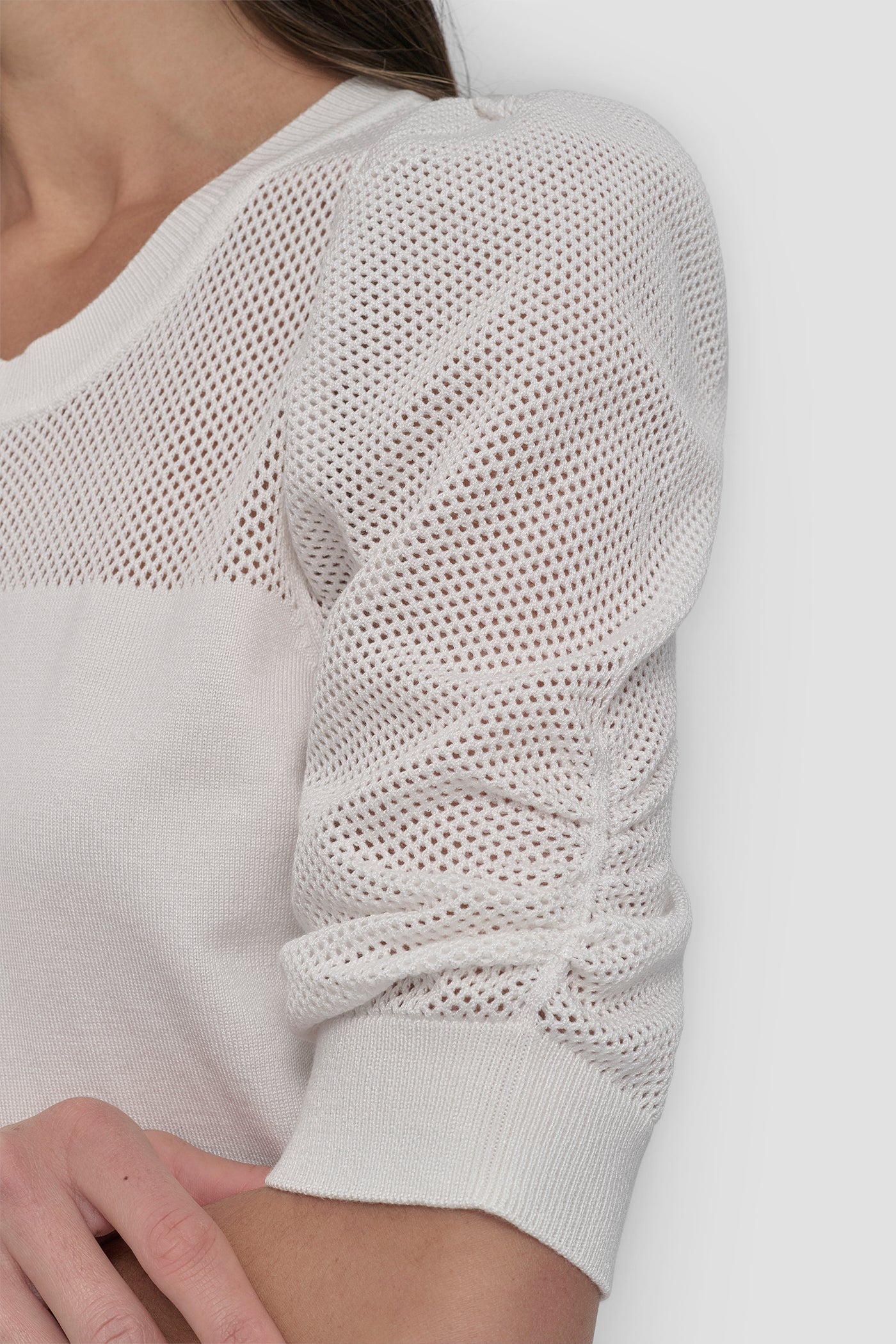 SHORT SLEEVE CREWNECK TWIST SLEEVE SWEATER VIEW 5