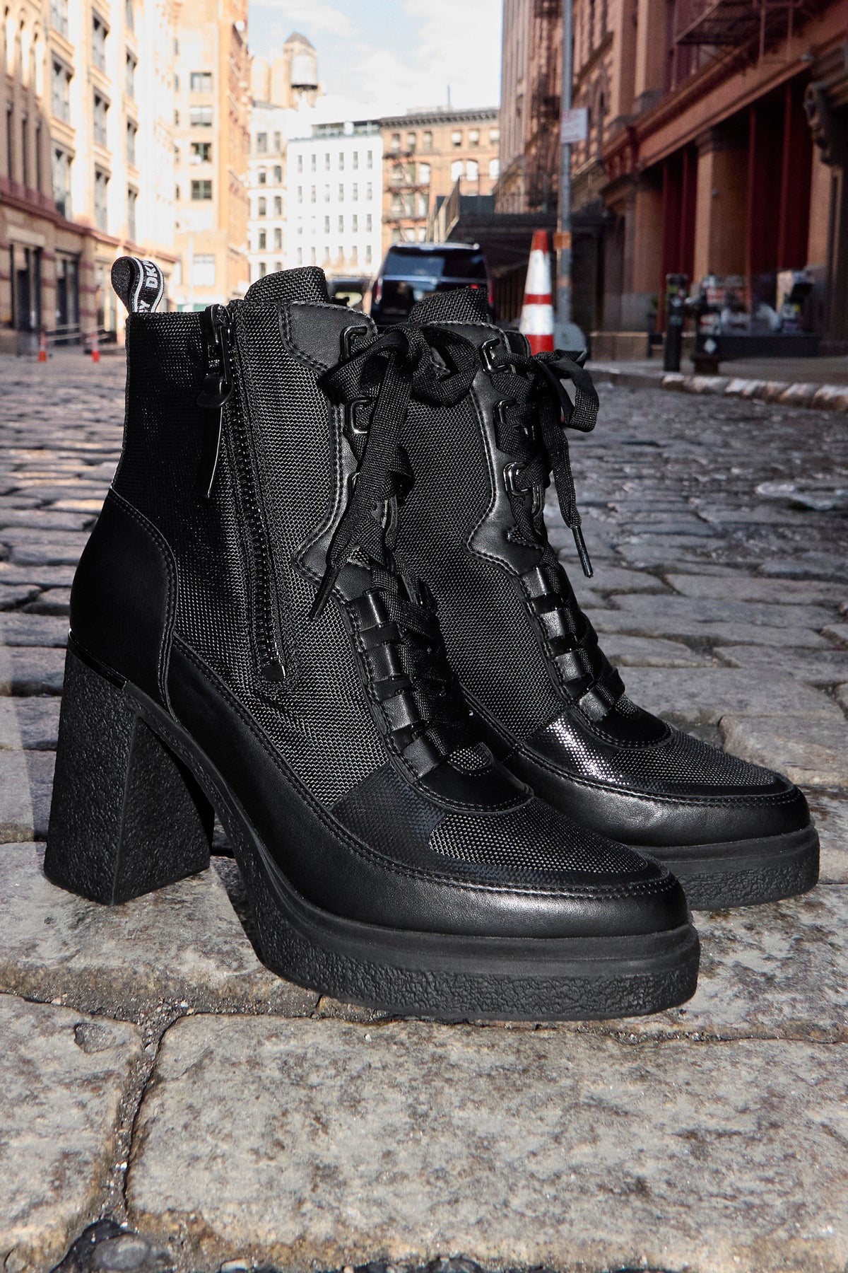 TOIA LACE-UP BOOTIE View 2 | Women's Shoes