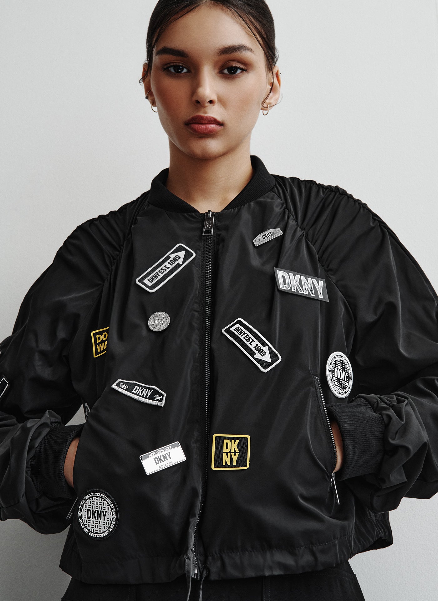 DKNY CITY SIGN BOMBER,Black