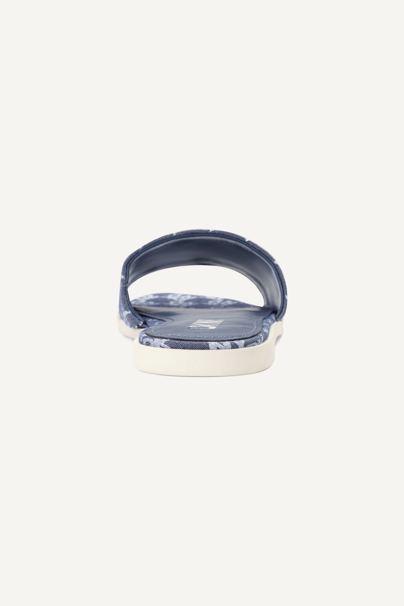 WACONIA LOGO FLAT SLIDE VIEW 4 | Summer Essentials